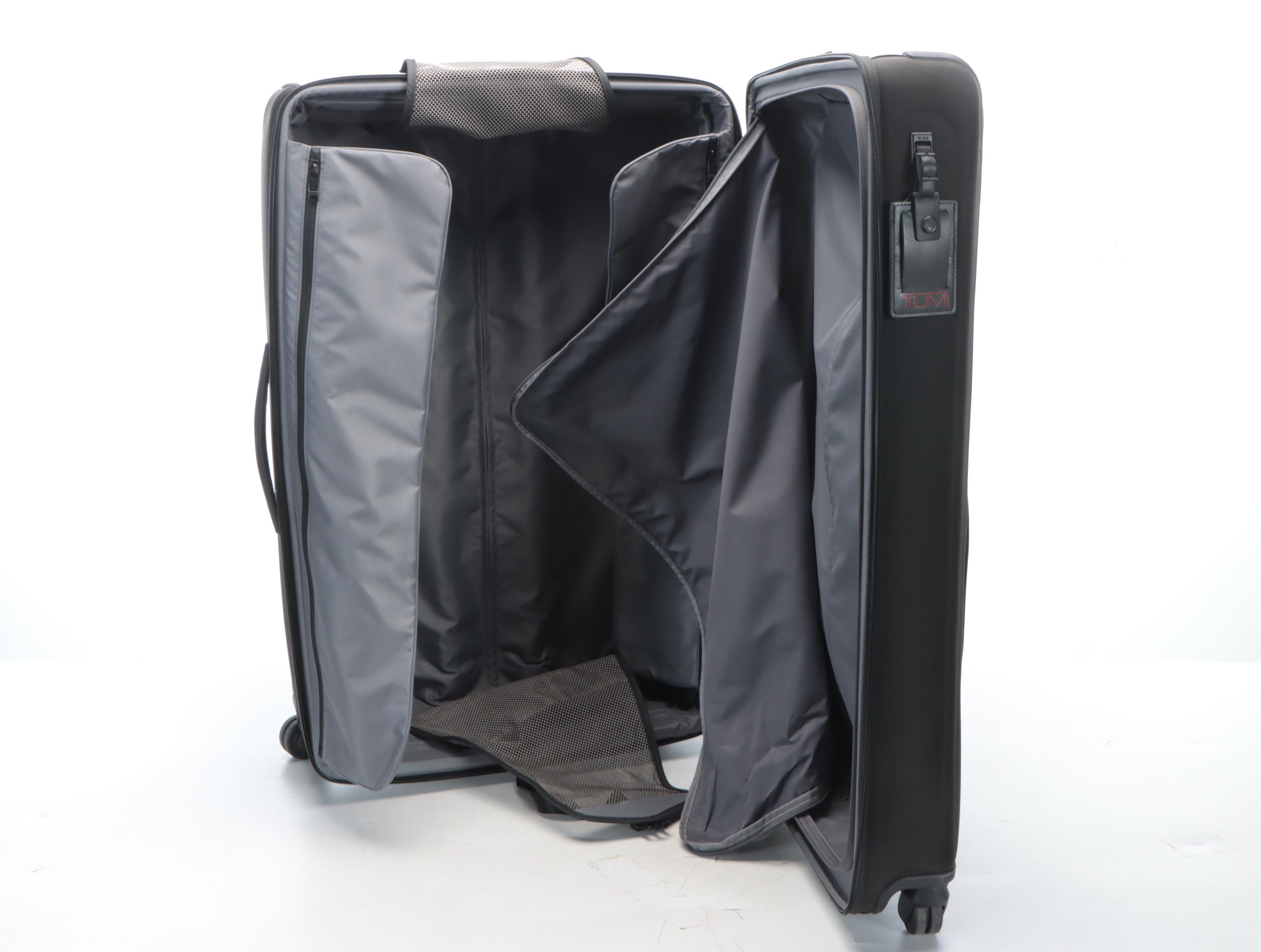 Tumi Black Alpha 3 Medium Trip Expandable 4-Wheel Packing Case