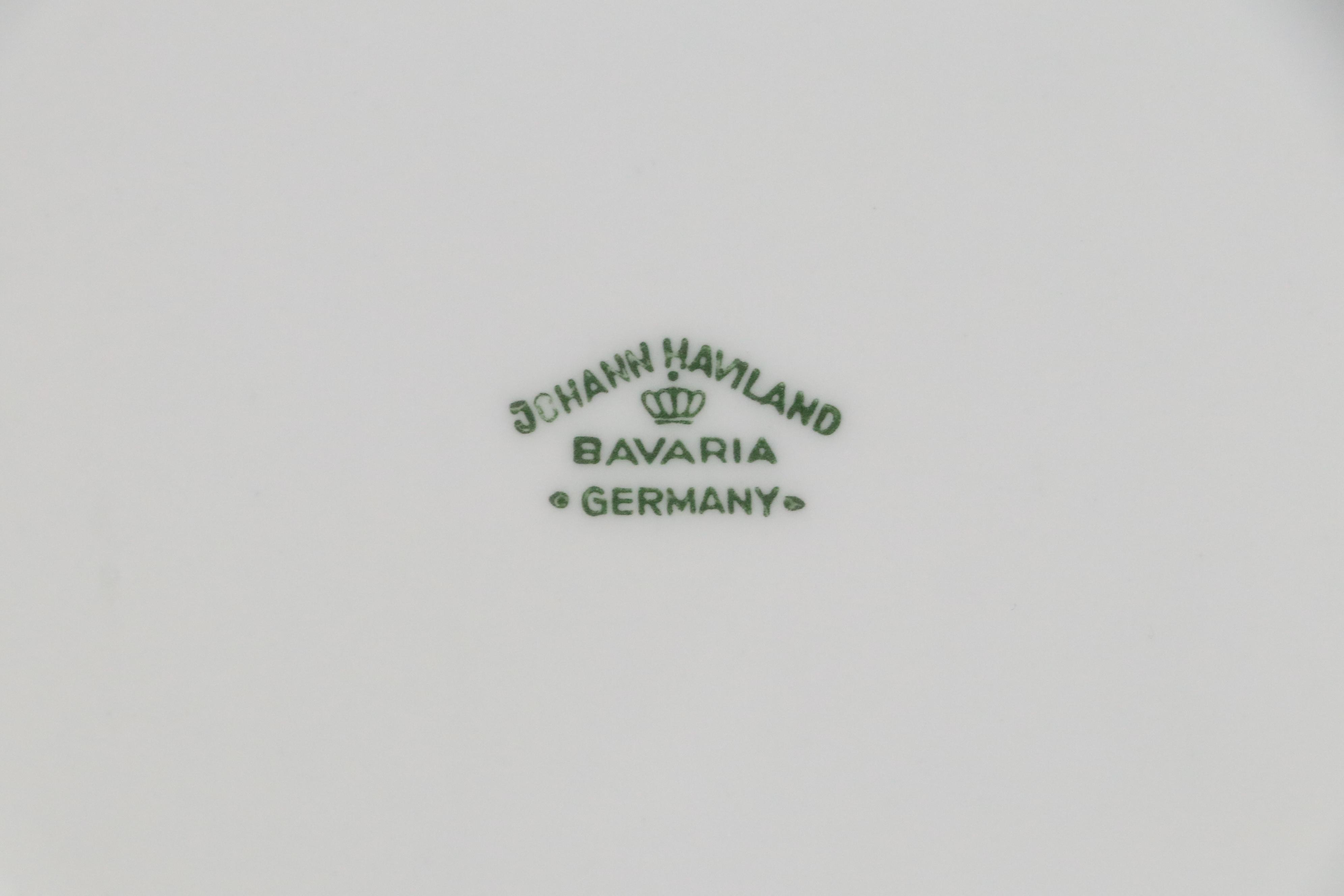 Johannes Haviland "Forever Spring" Porcelain Dinnerware, Late 20th C.