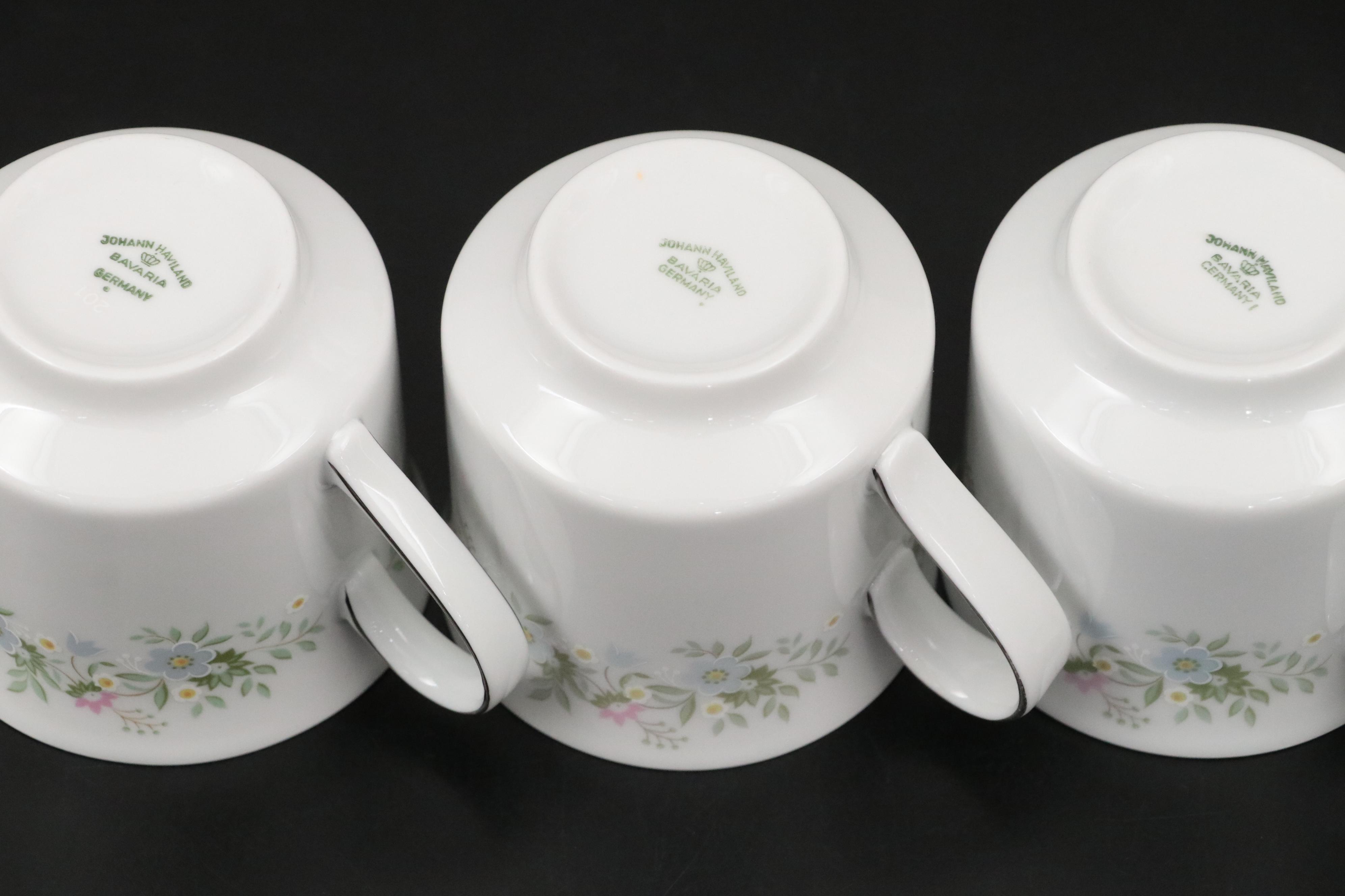 Johannes Haviland "Forever Spring" Porcelain Dinnerware, Late 20th C.