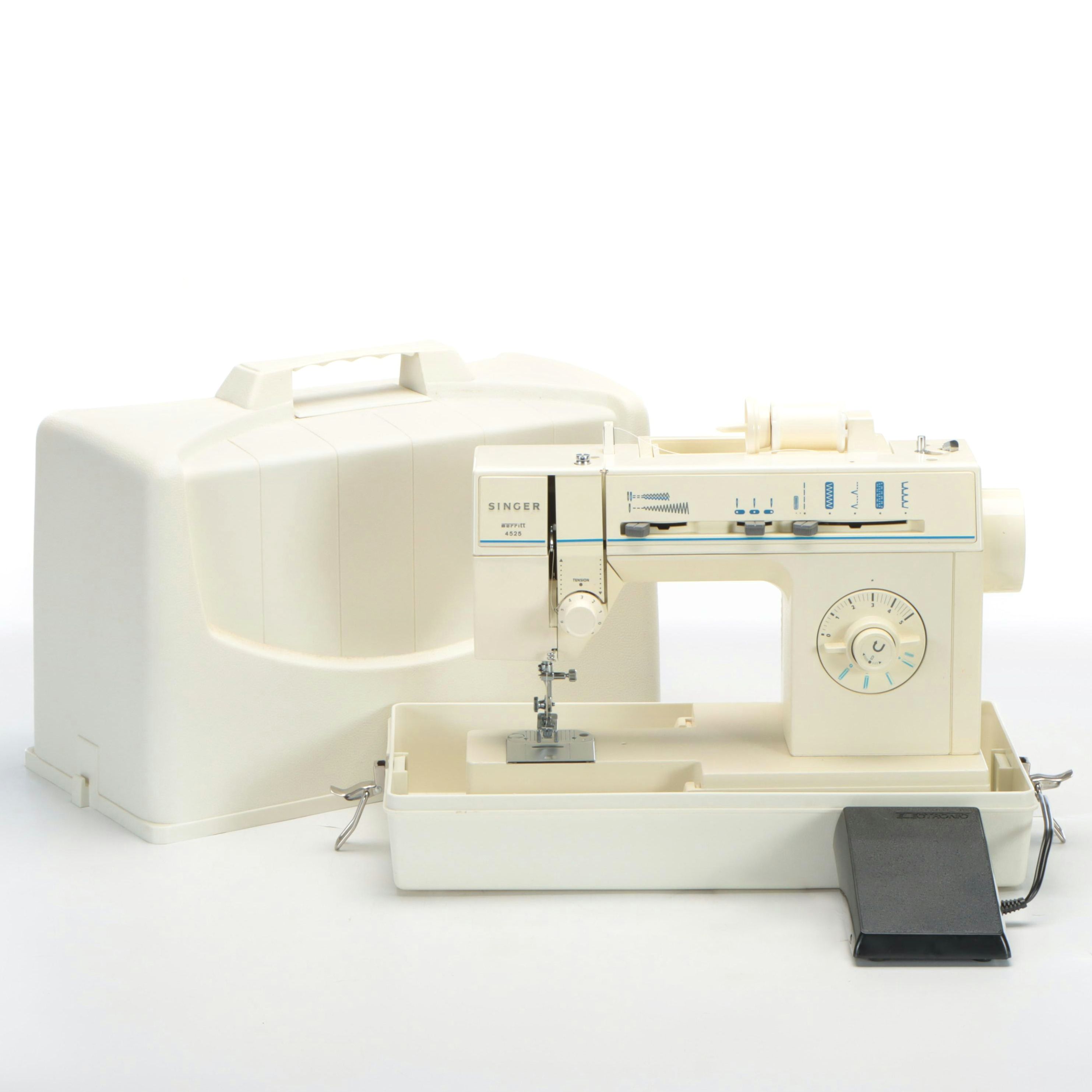 Singer Merritt Model 4525 Electric Sewing Machine, Late 20th Century