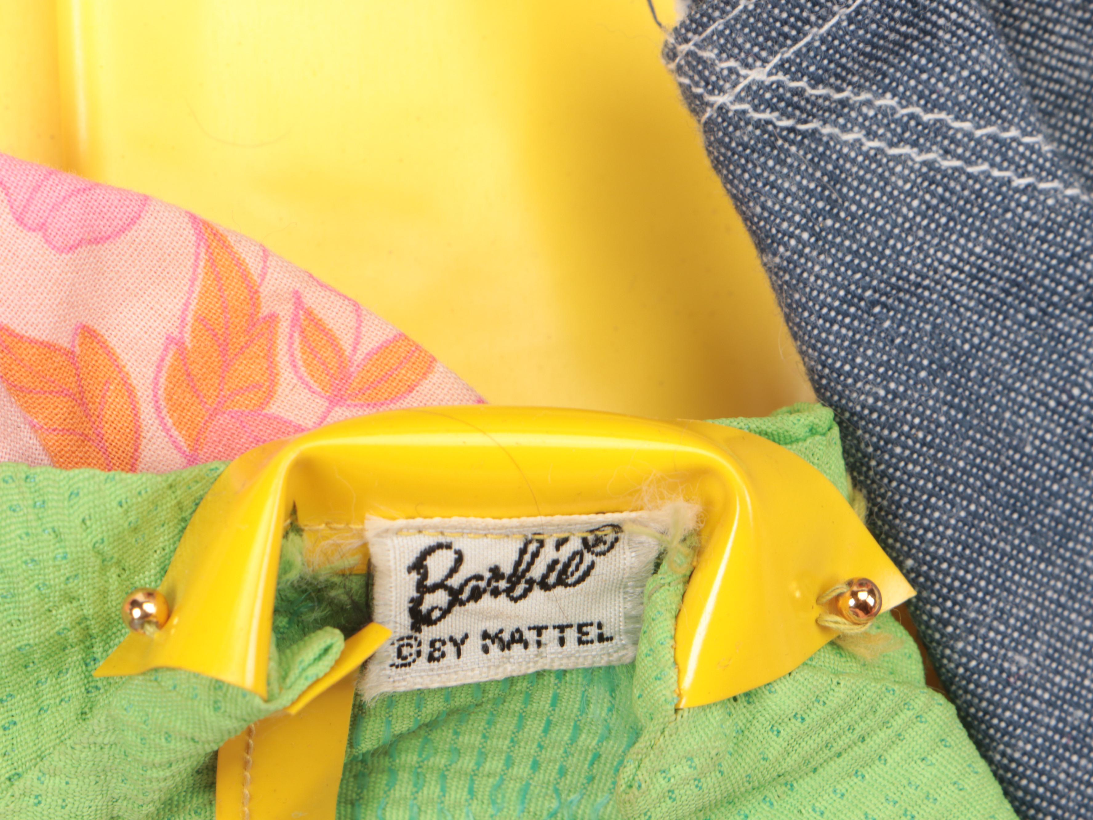 Malibu, Twist 'N Turn and Other Barbie Dolls with Clothes, Furniture and Case