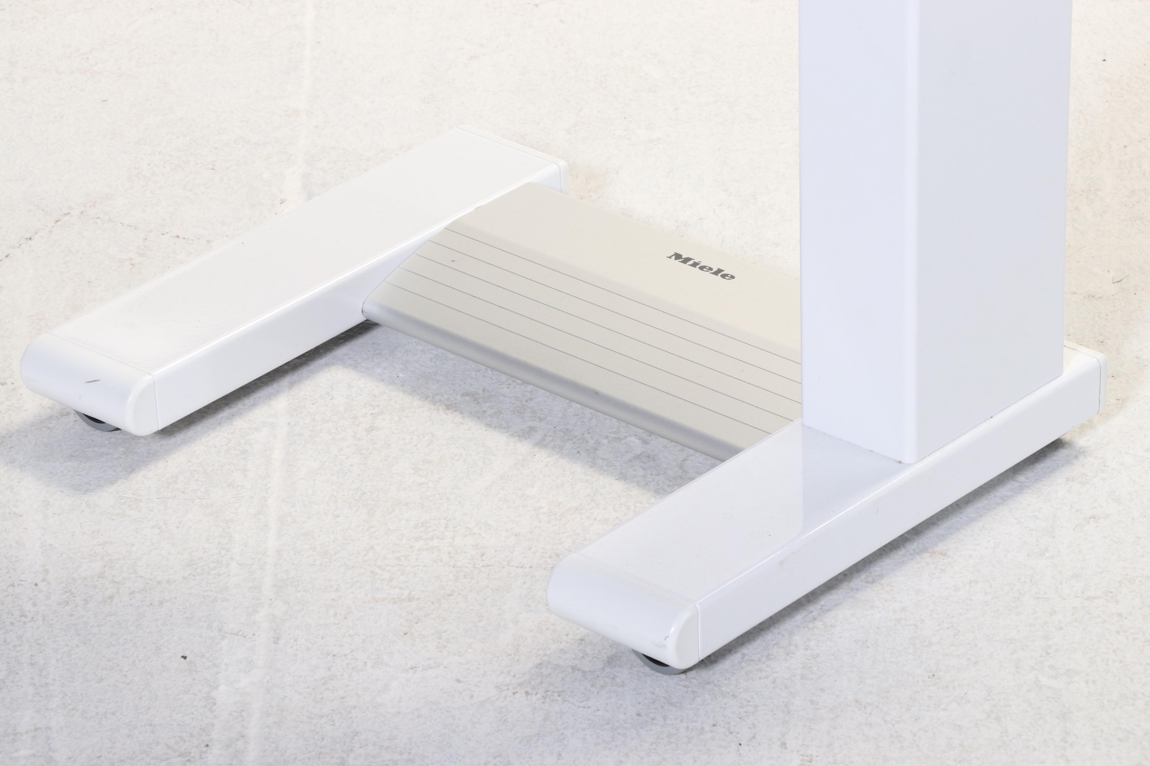 Miele "B 990" Rotary Iron