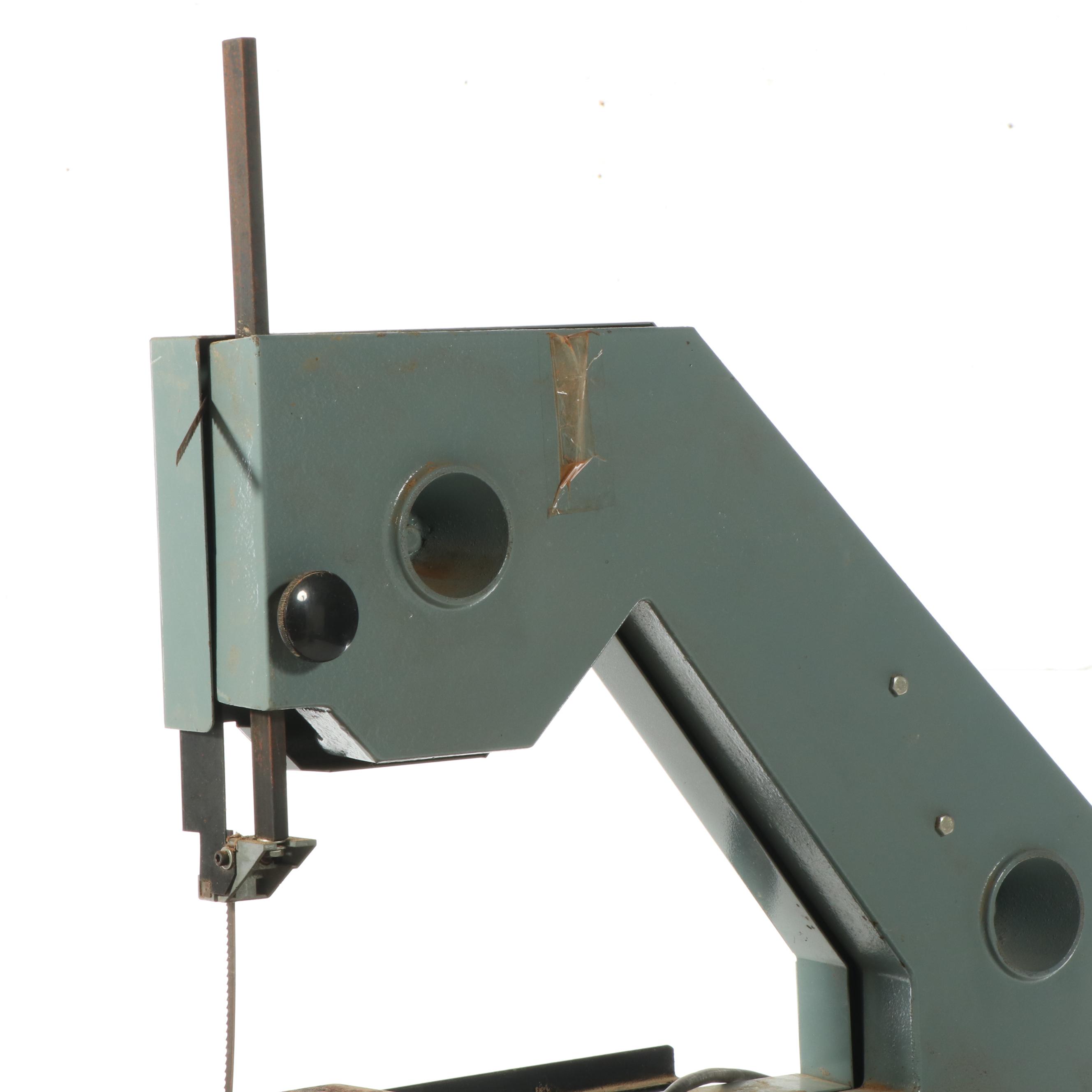 Delta Model 28-560 16" Band Saw with Stand