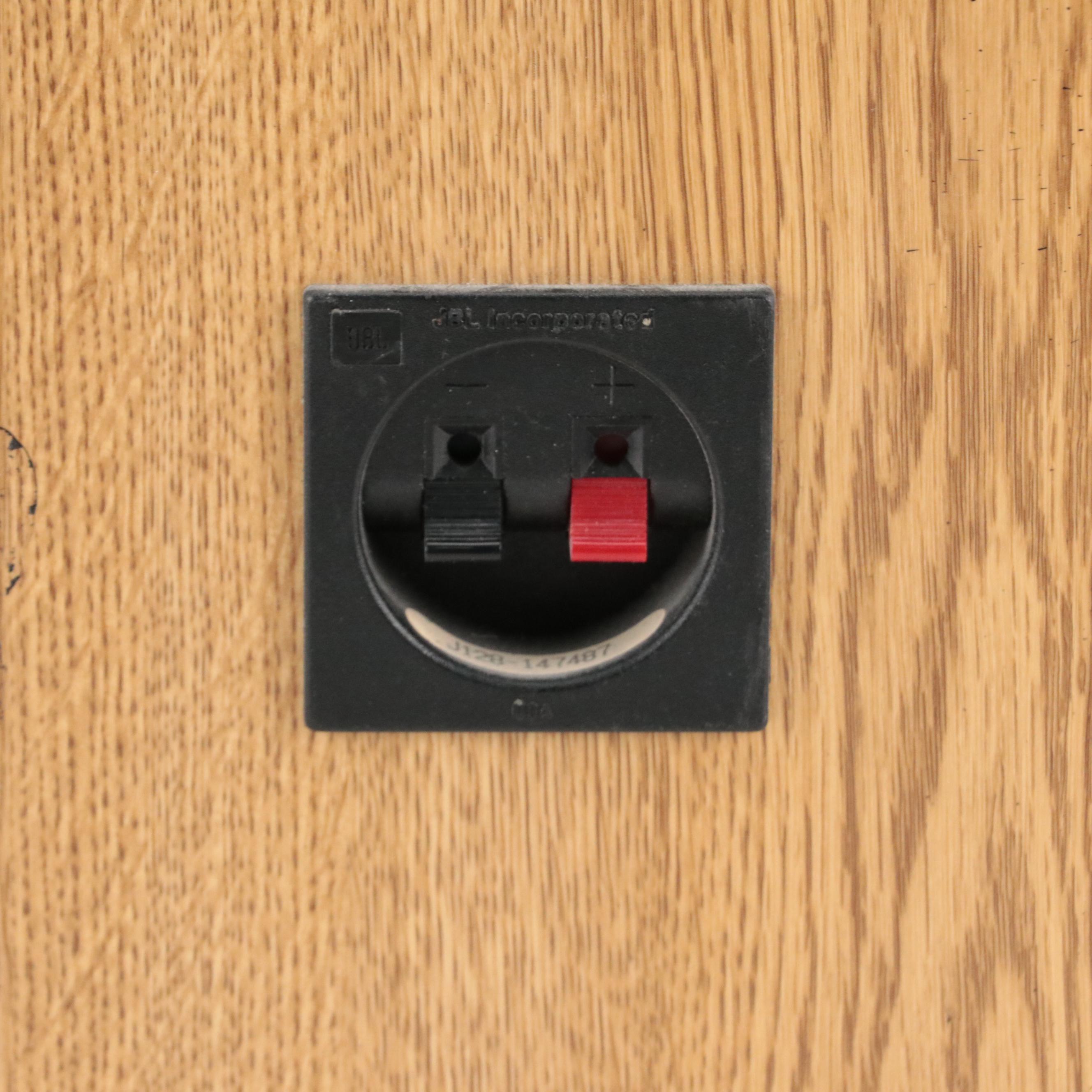 JBL 2600 Bookshelf Speakers