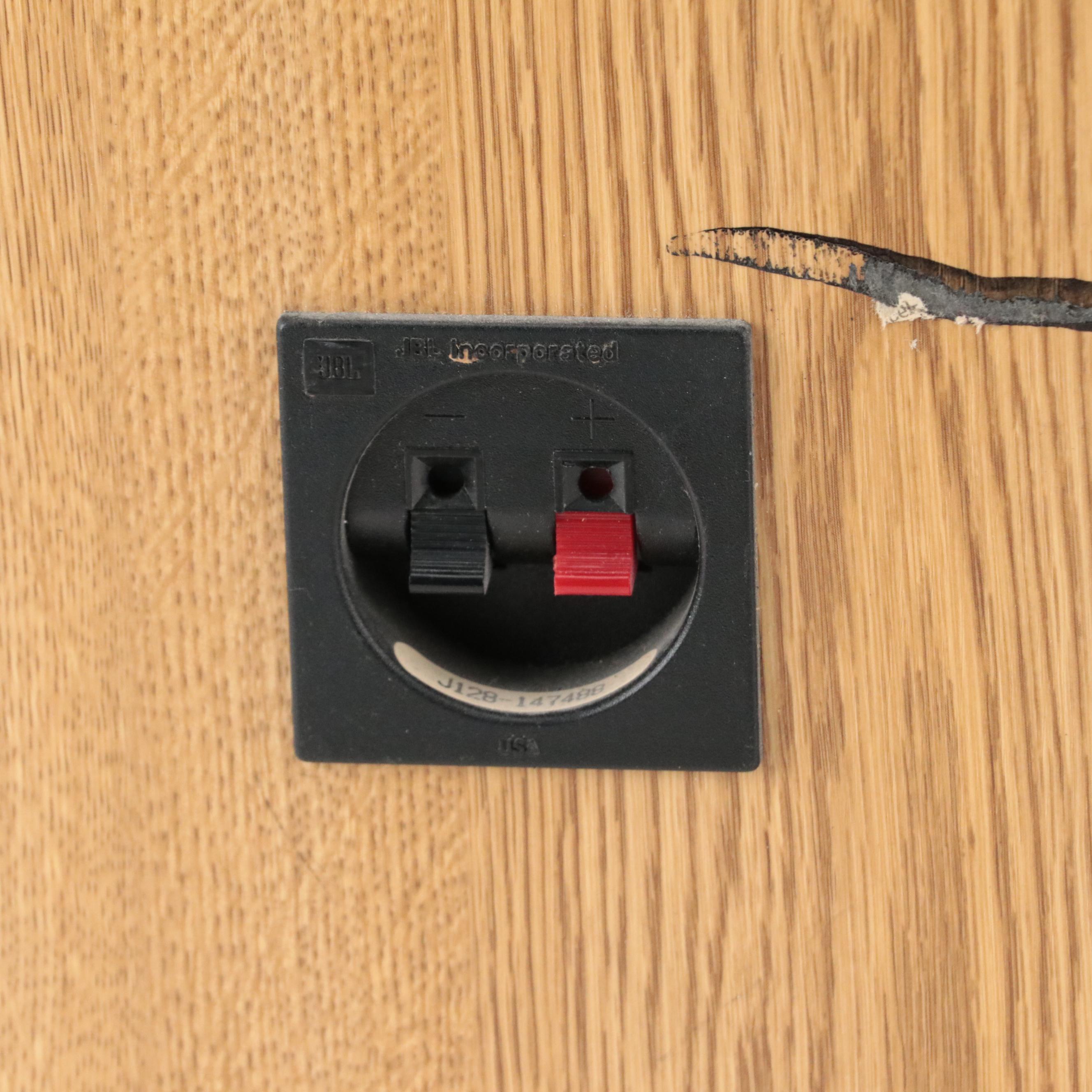 JBL 2600 Bookshelf Speakers