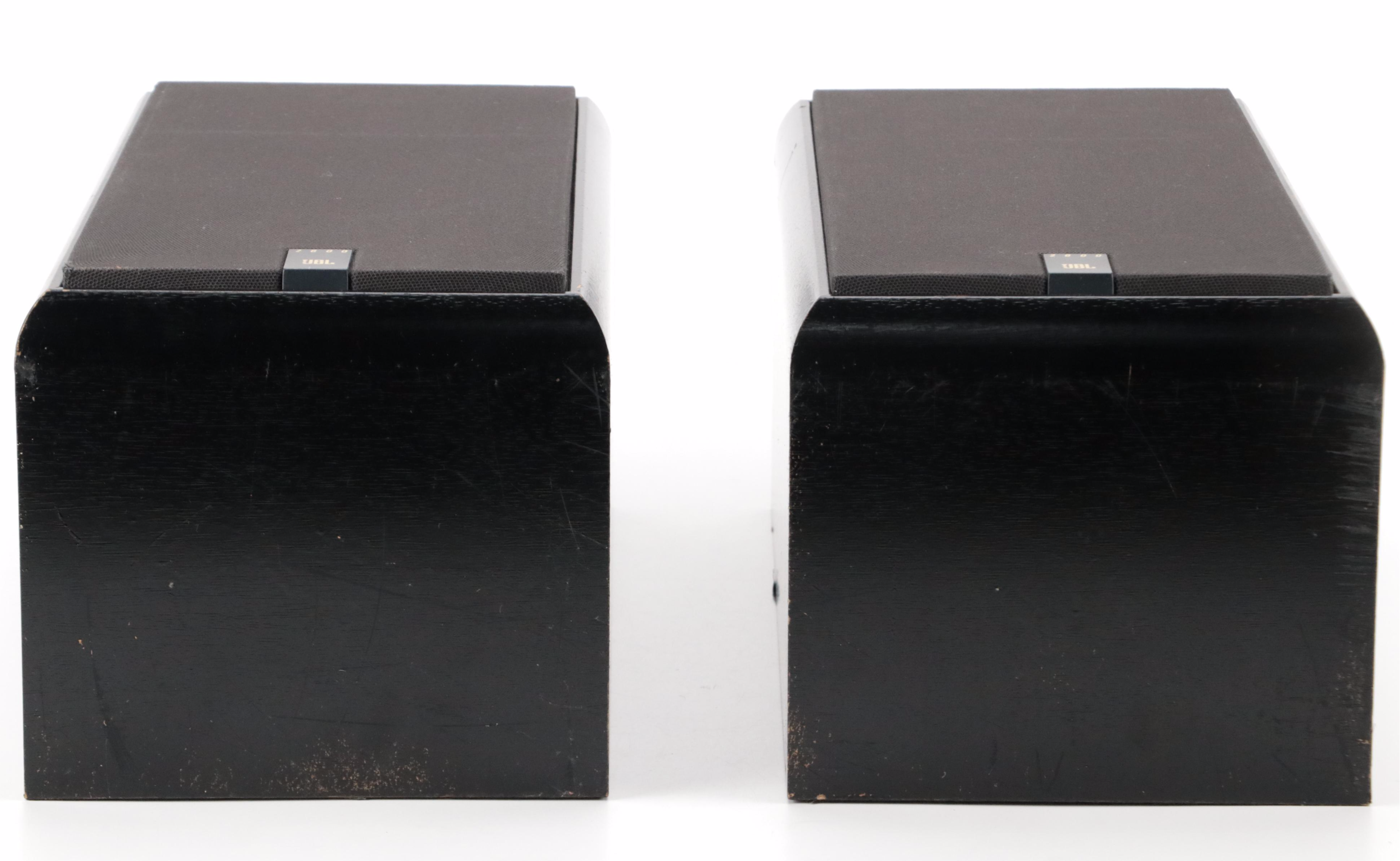 JBL 2600 Bookshelf Speakers