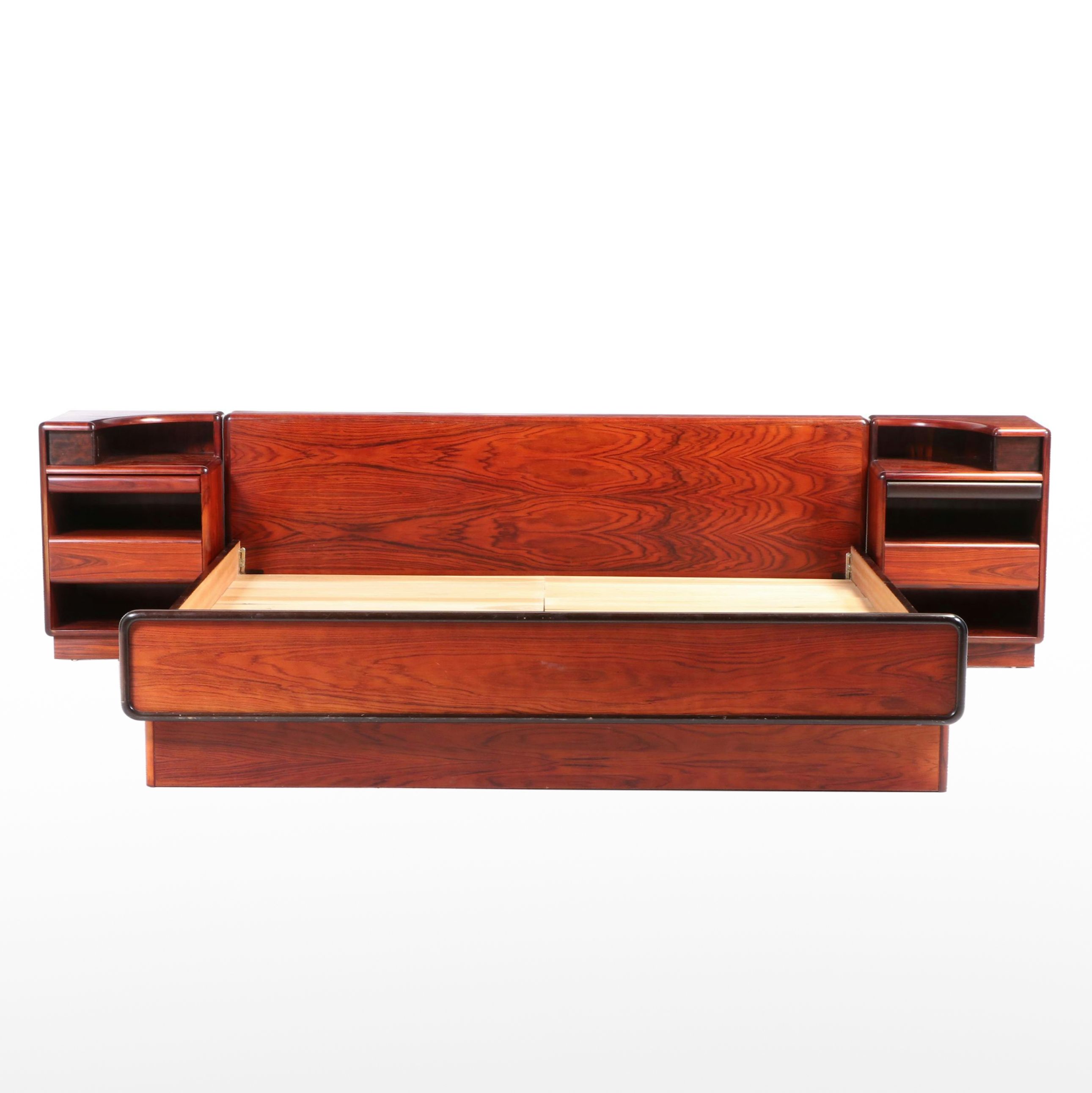 Brouer Møbelfabrik Danish Modern Rosewood King Bed with Nightstands, circa 1960