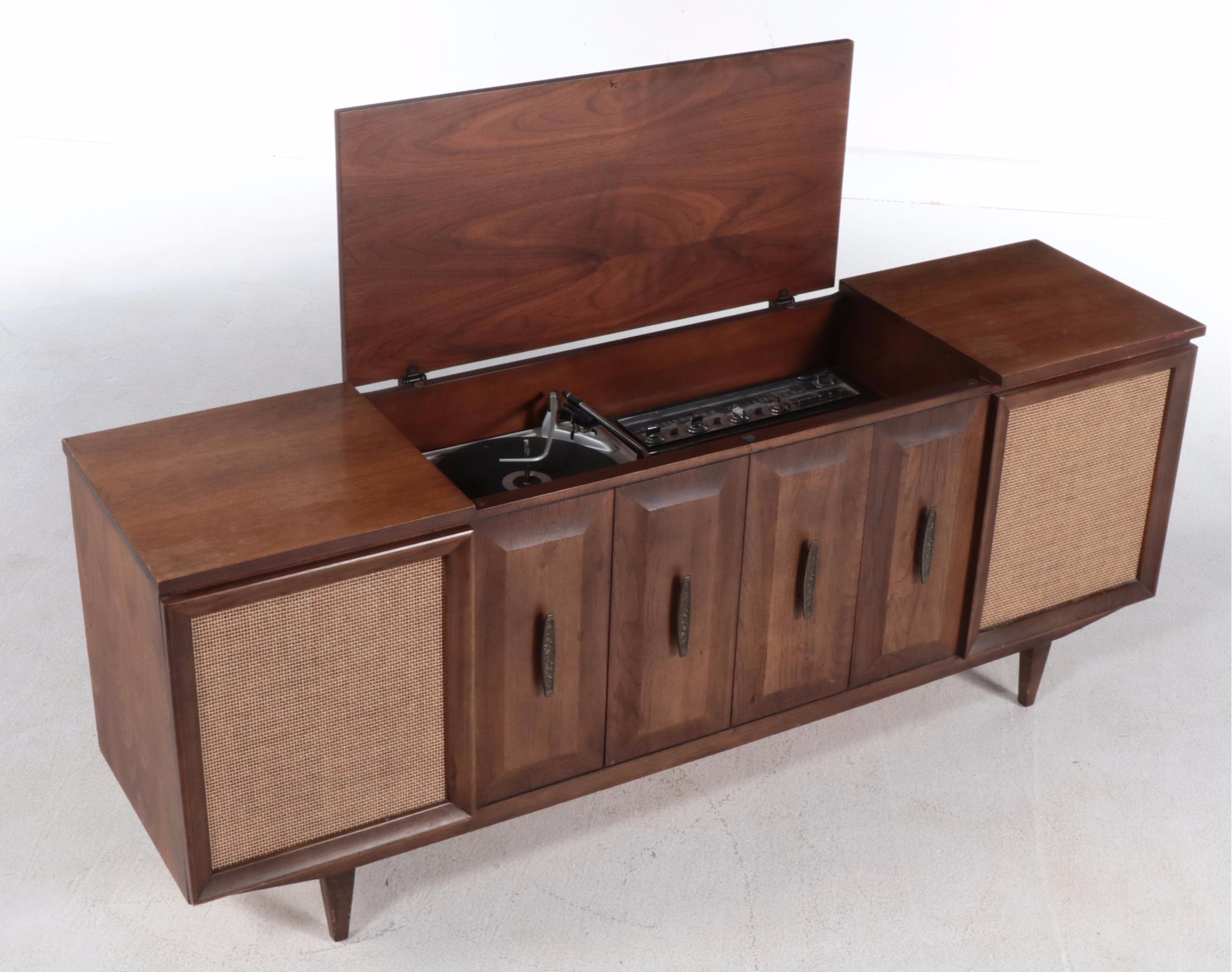 Philco P-1744-124 Record Player and Radio Console, Mid 20th Century