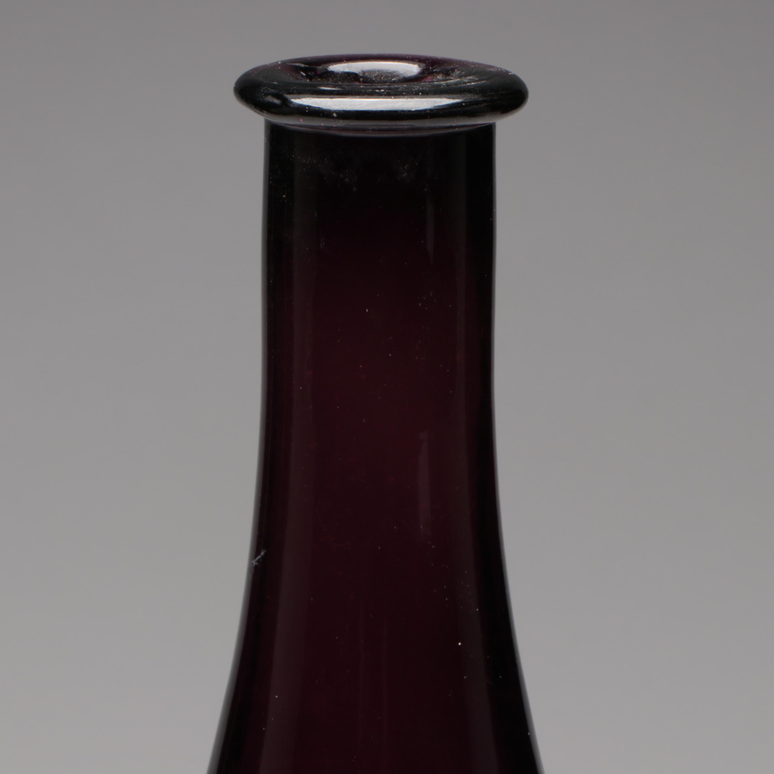 Italian Handmade Optic Amethyst Art Glass Vase, Mid to Late 20th Century