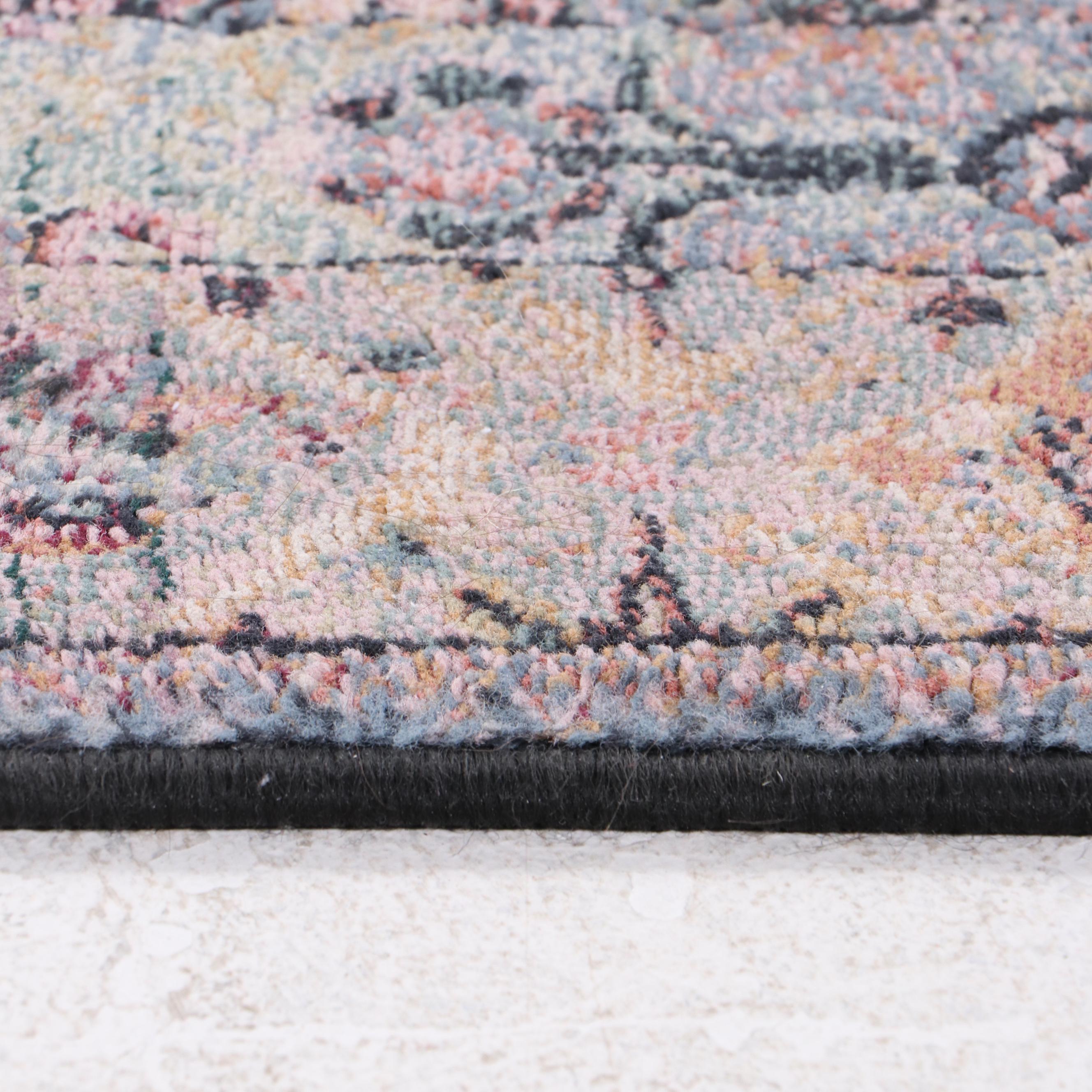 2'1 x 3'2 Machine Made The Rug Gallery Persian Style Accent Rug