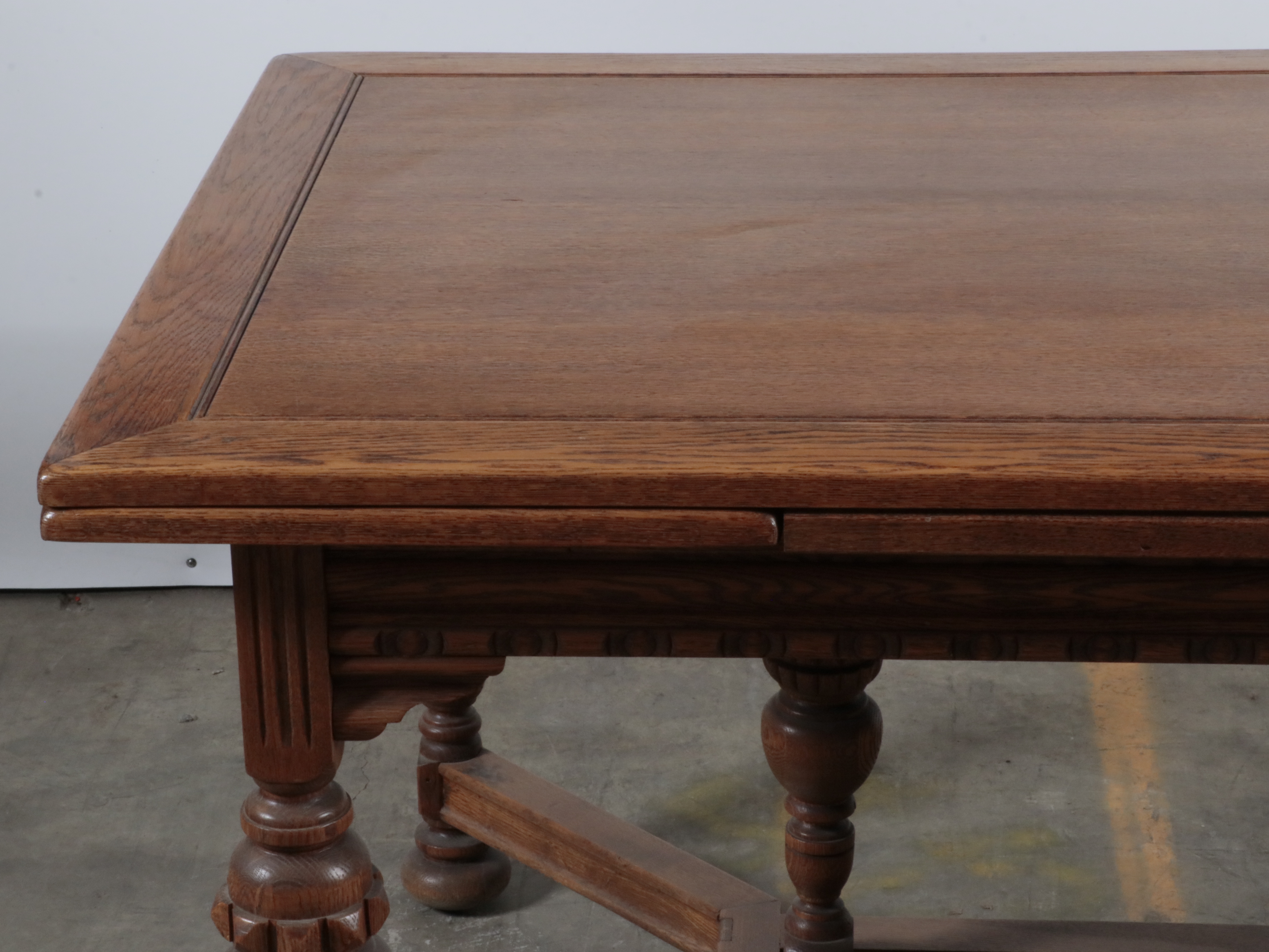 Jacobean Revival Oak Draw Leaf Dining Table, Early to Mid 20th Century