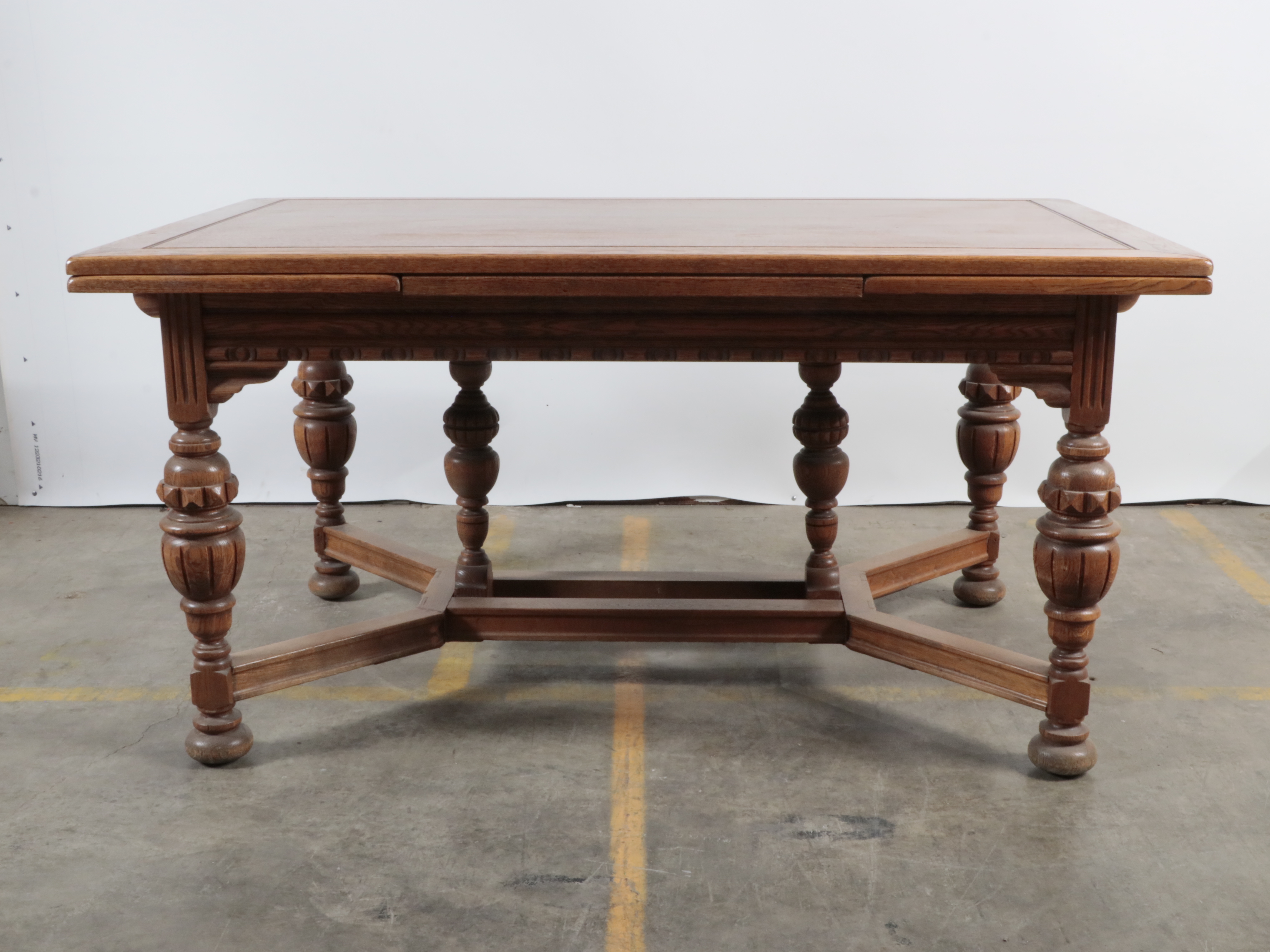 Jacobean Revival Oak Draw Leaf Dining Table, Early to Mid 20th Century