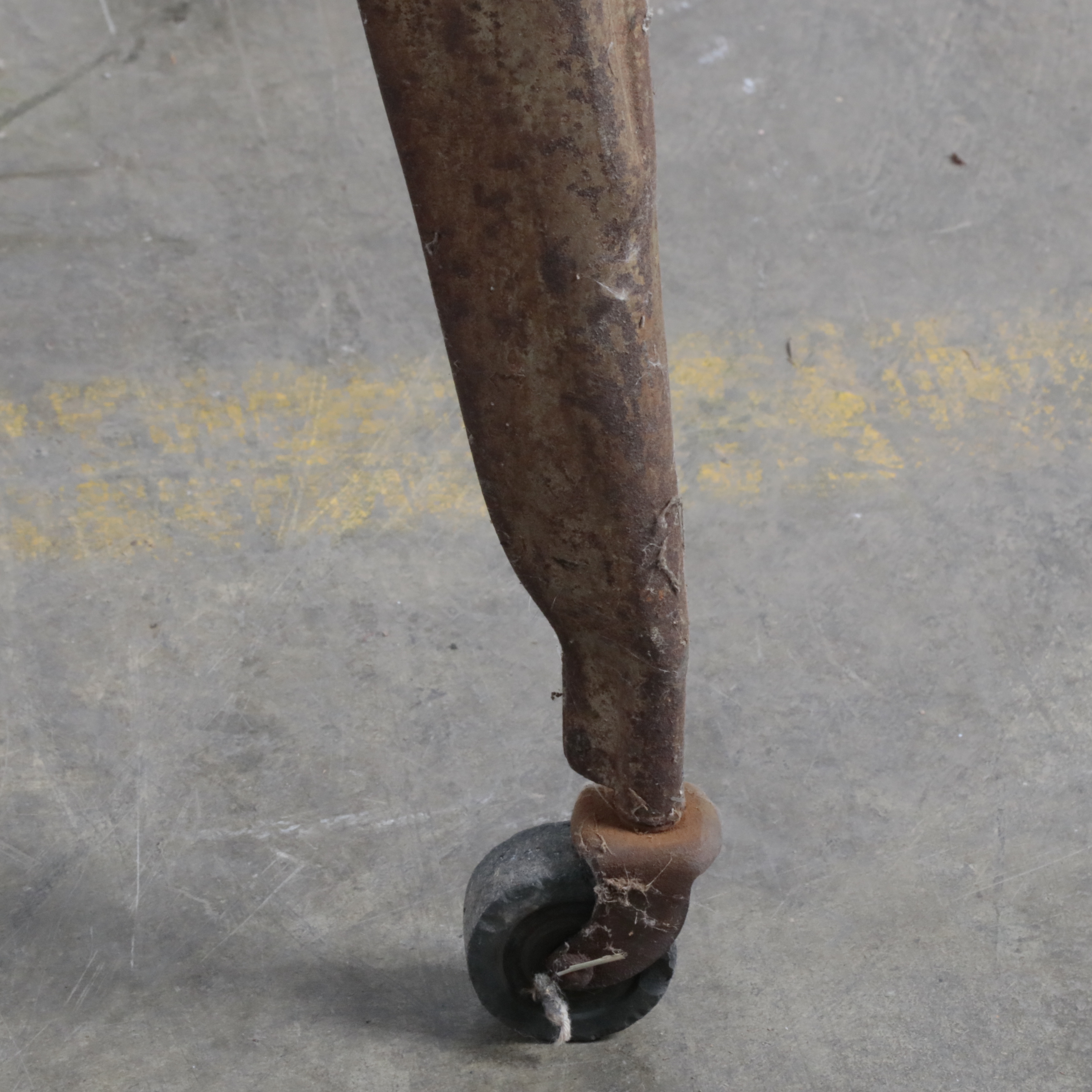 Wheeling Galvanized Double Wash Tubs on Stand