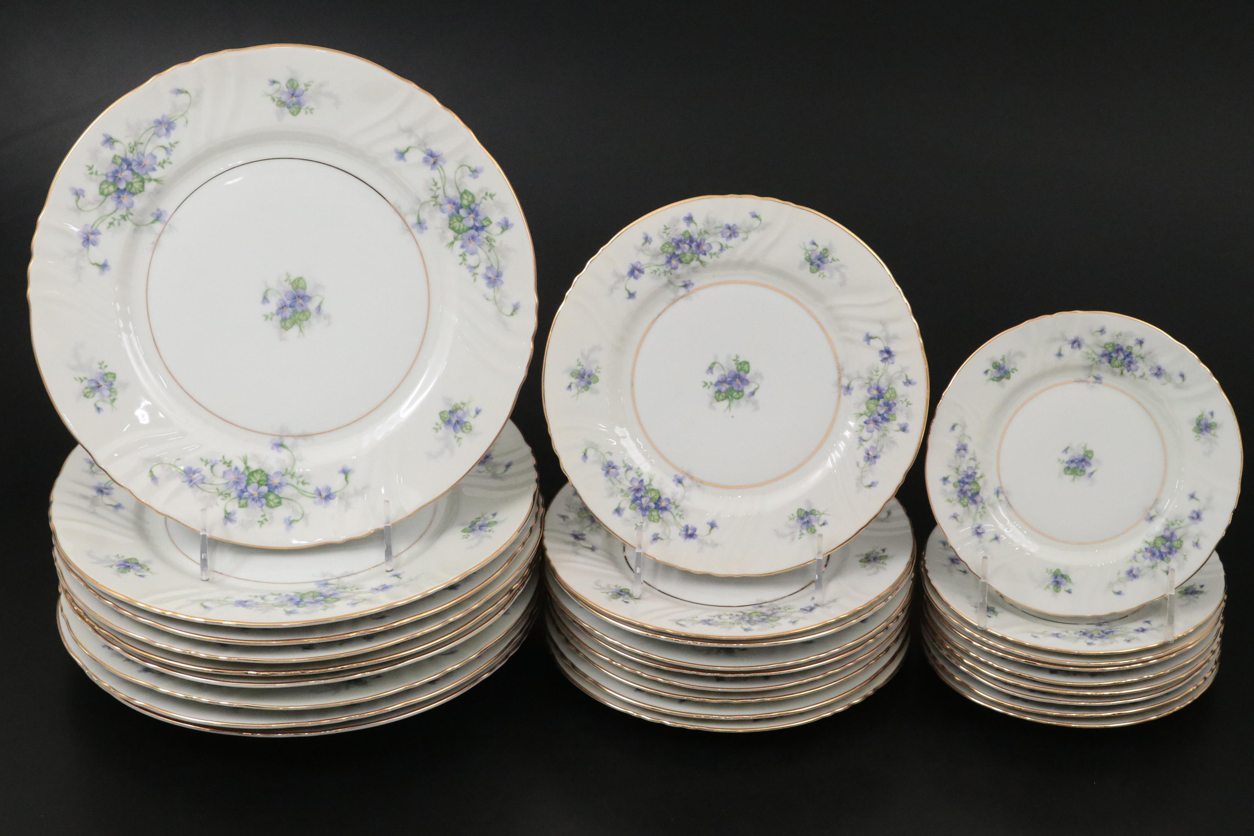 Johann Haviland "Violets" Porcelain Dinnerware, Mid to Late 20th C.