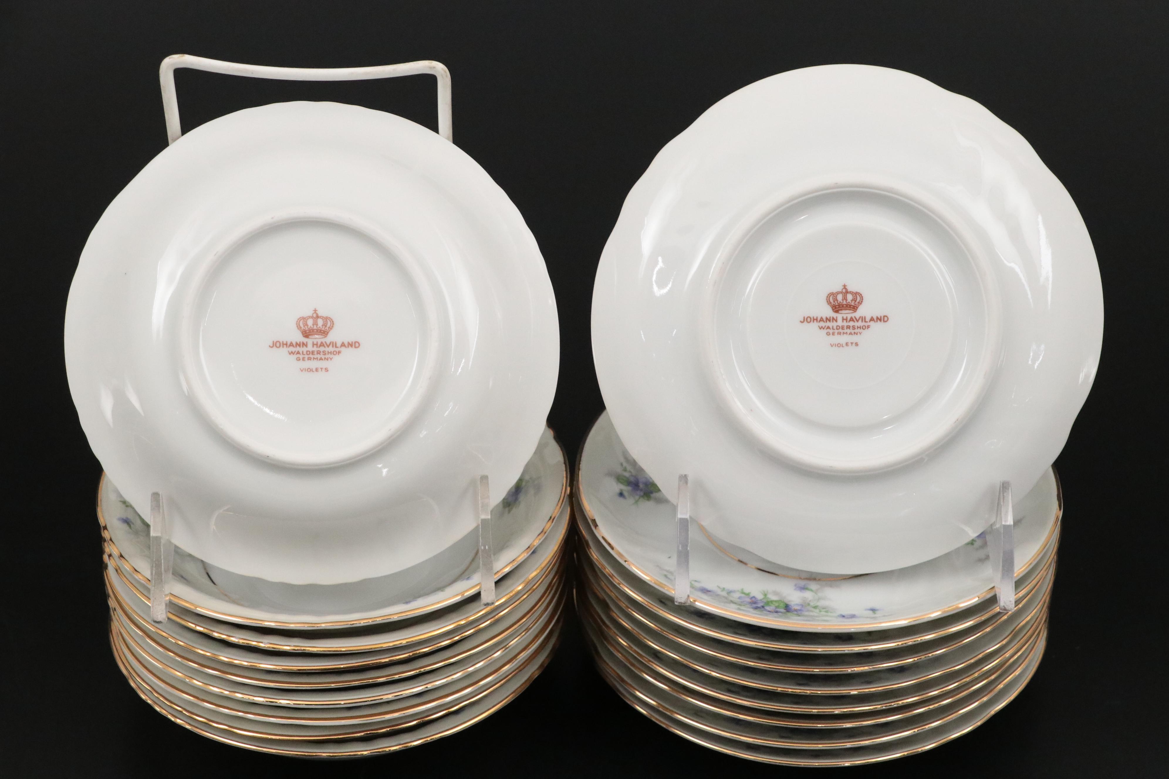 Johann Haviland "Violets" Porcelain Dinnerware, Mid to Late 20th C.