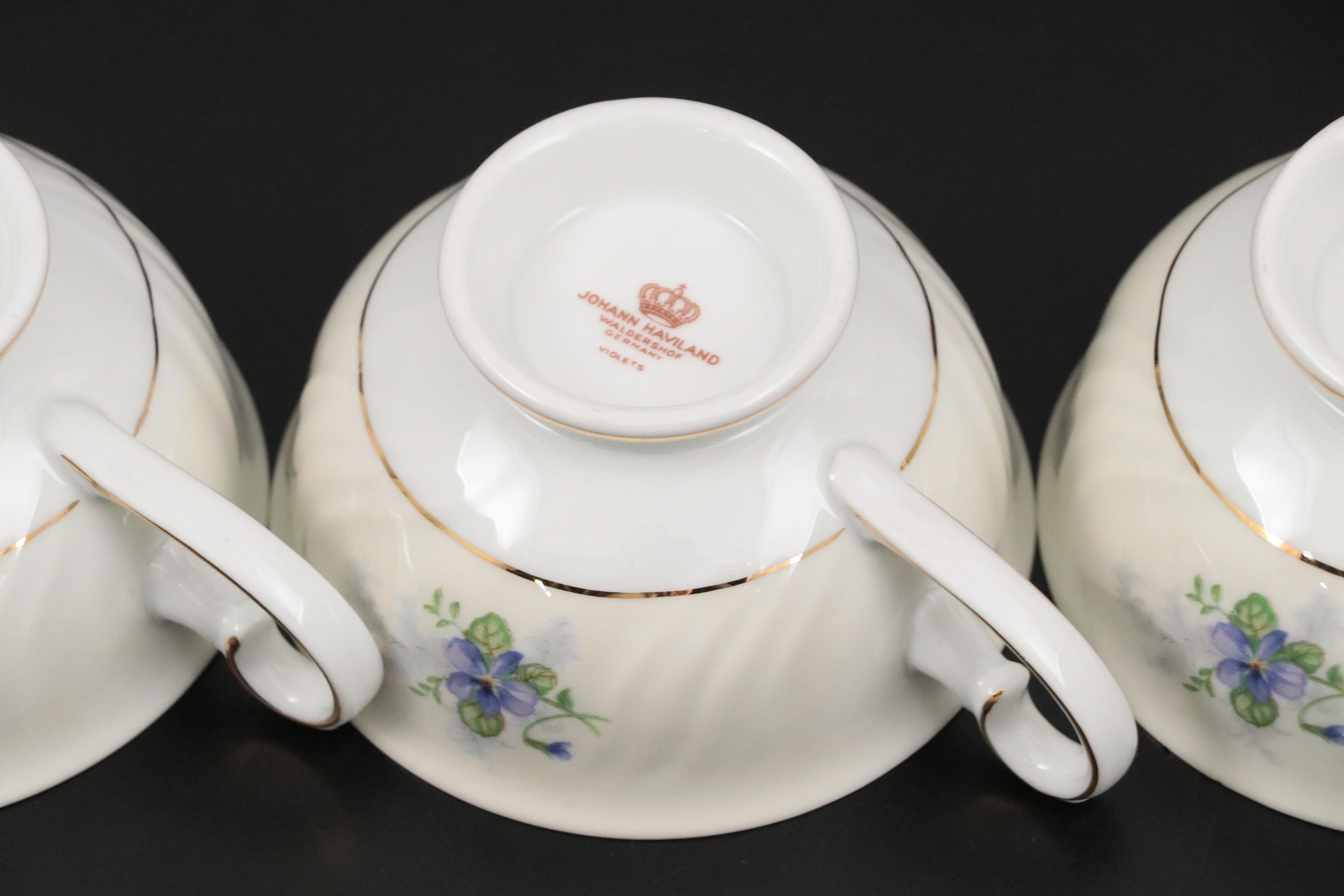 Johann Haviland "Violets" Porcelain Dinnerware, Mid to Late 20th C.