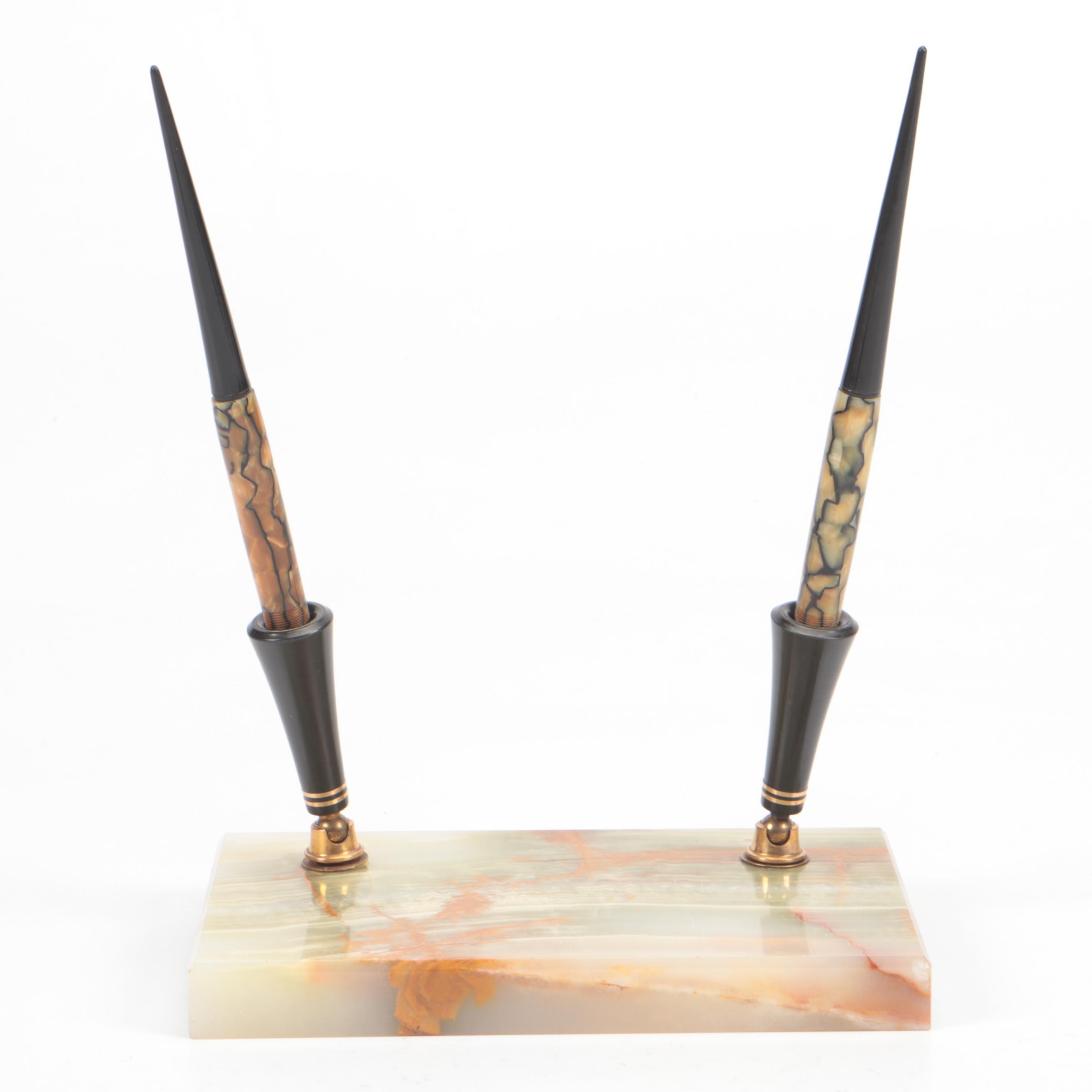 Parker Duofold Marbled Resin 14K Gold Nib Fountain Pens and Marble Pen Holder