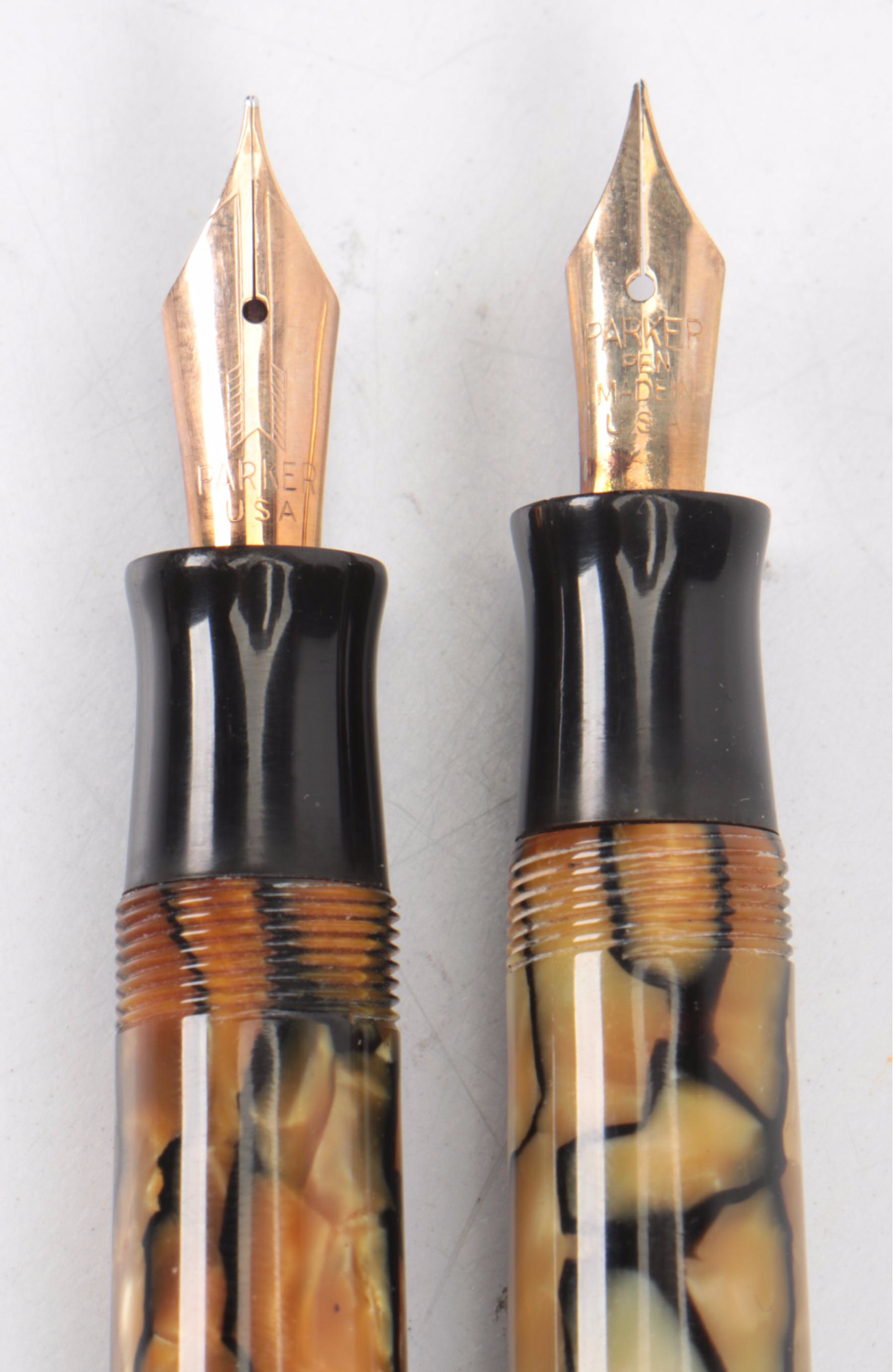 Parker Duofold Marbled Resin 14K Gold Nib Fountain Pens and Marble Pen Holder