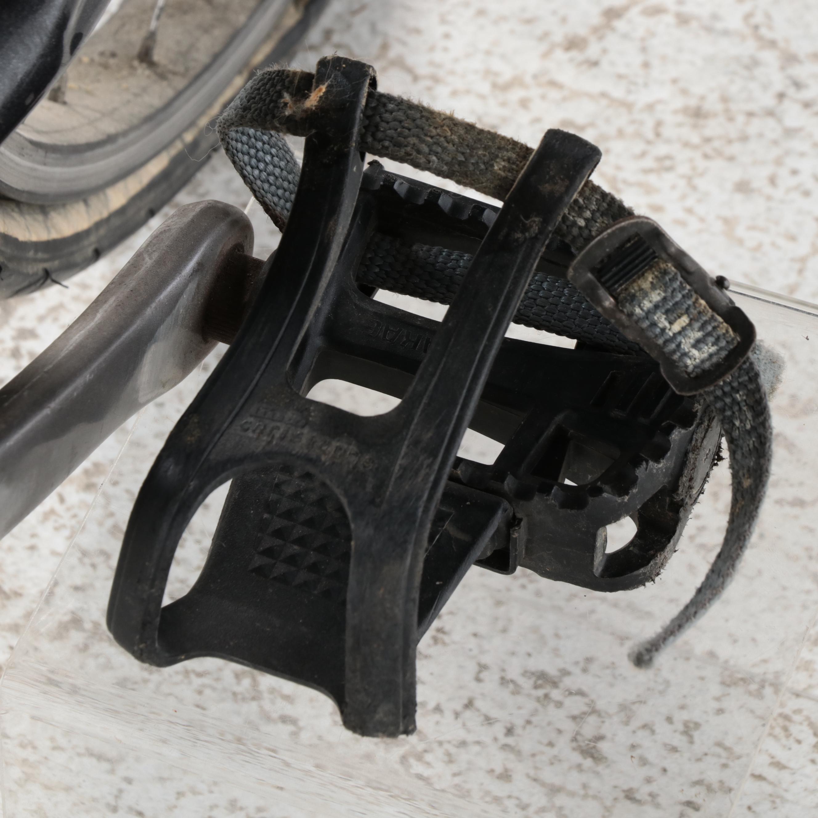 Cannondale Road Bicycle