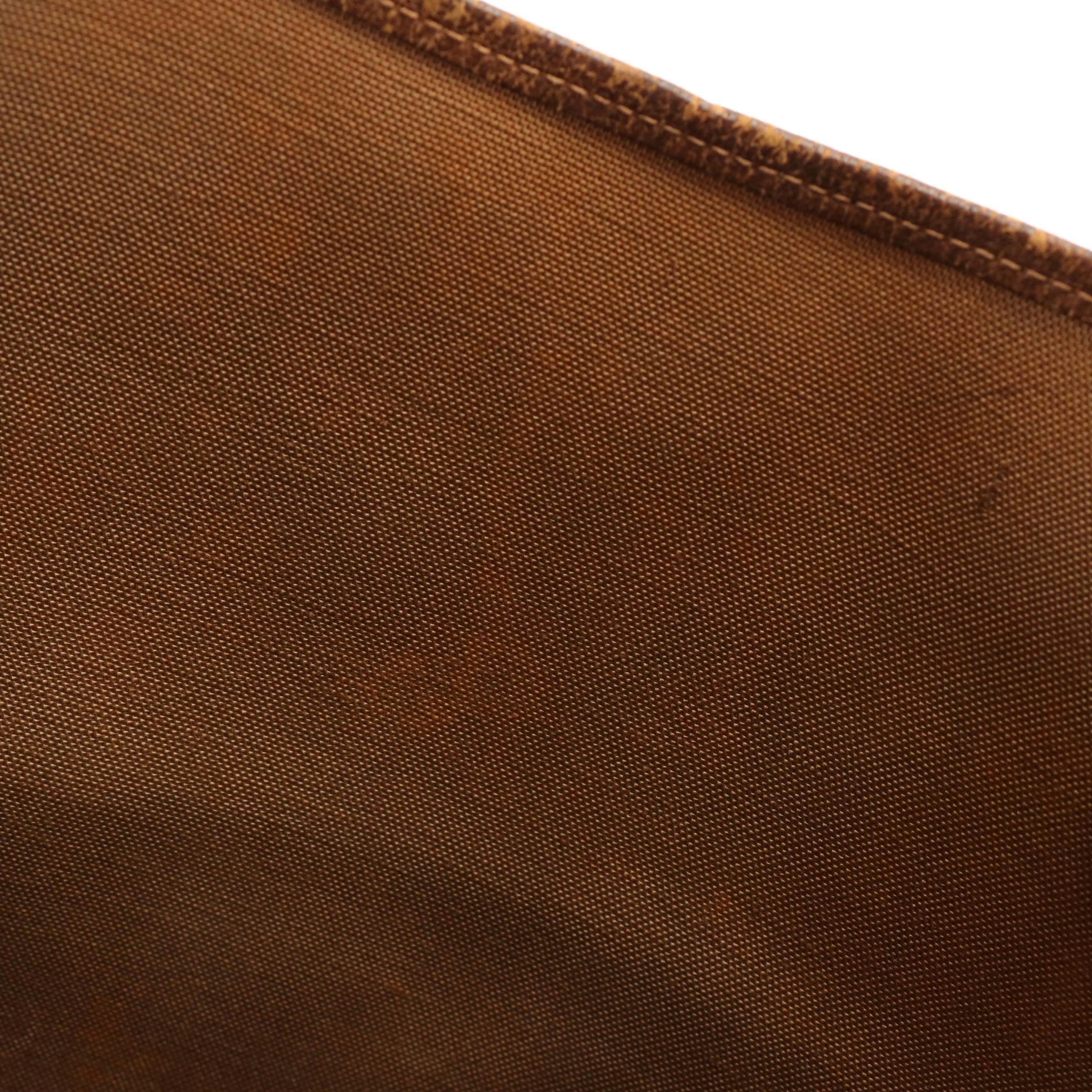 Gucci Accessory Collection Sherry Line Tote Bag in GG Supreme Coated Canvas