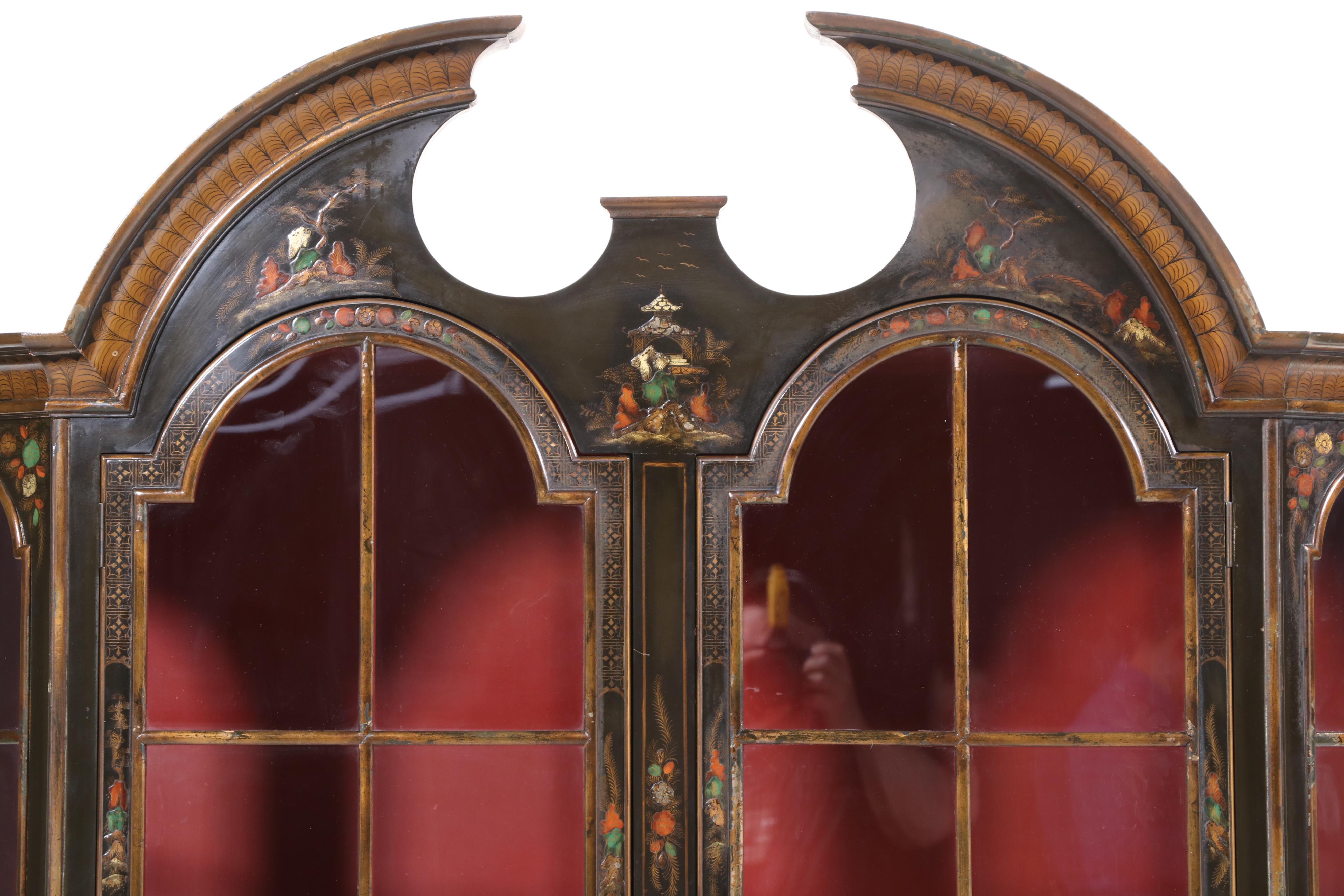 Schmieg & Kotzian Chinoiserie-Decorated Queen Anne Style China Cabinet