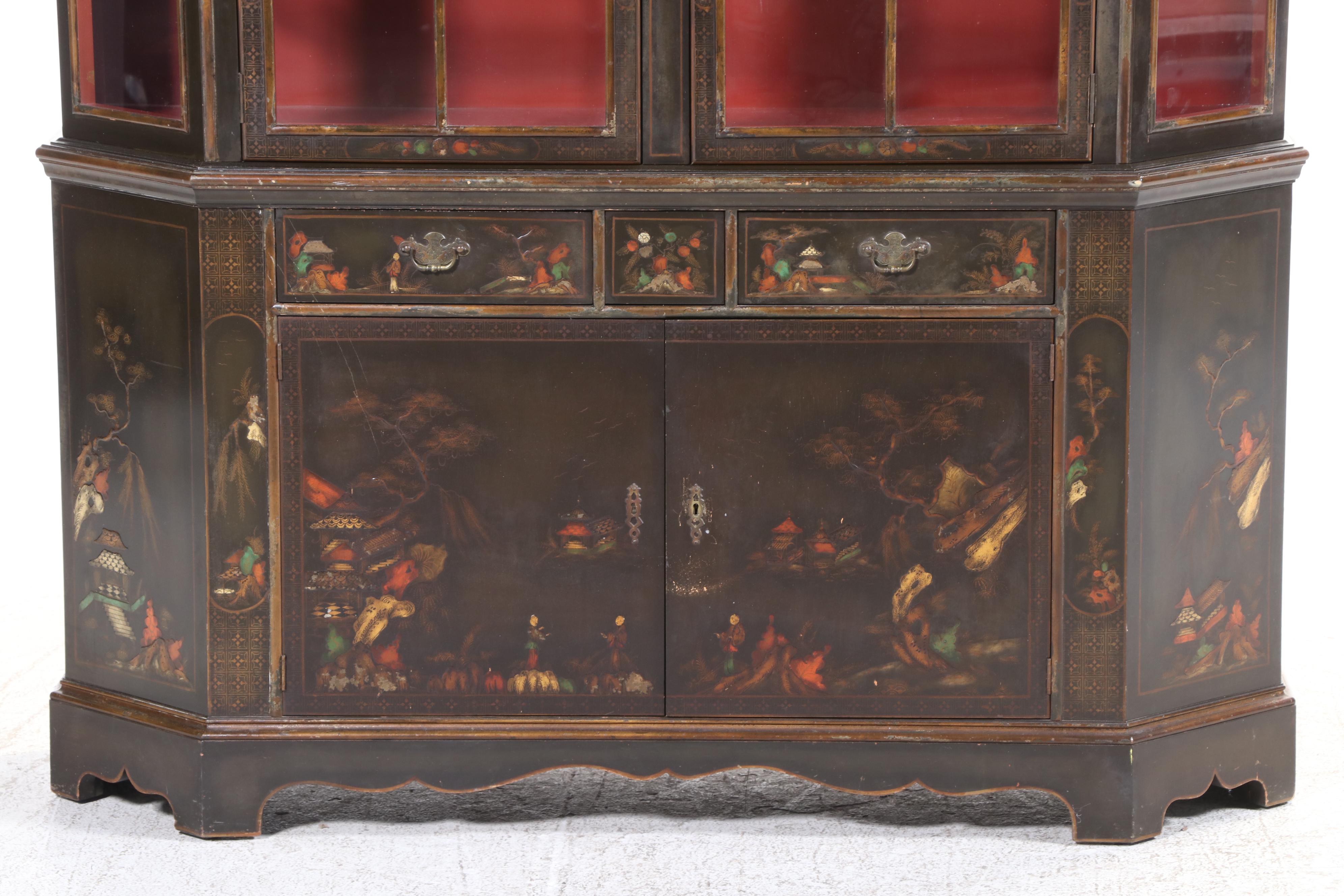 Schmieg & Kotzian Chinoiserie-Decorated Queen Anne Style China Cabinet