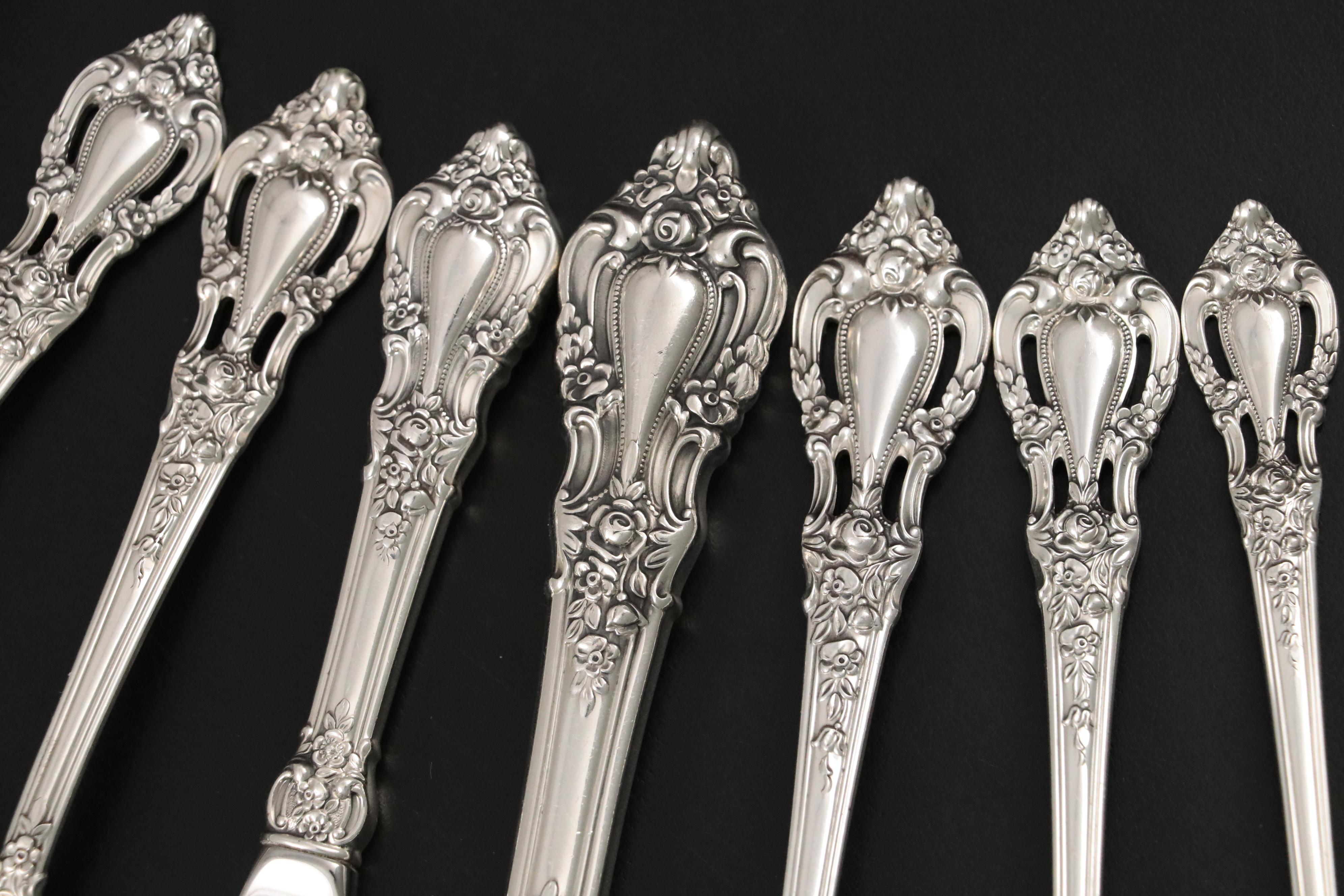 Lunt "Eloquence" Sterling Silver Flatware, Mid to Late 20th C.