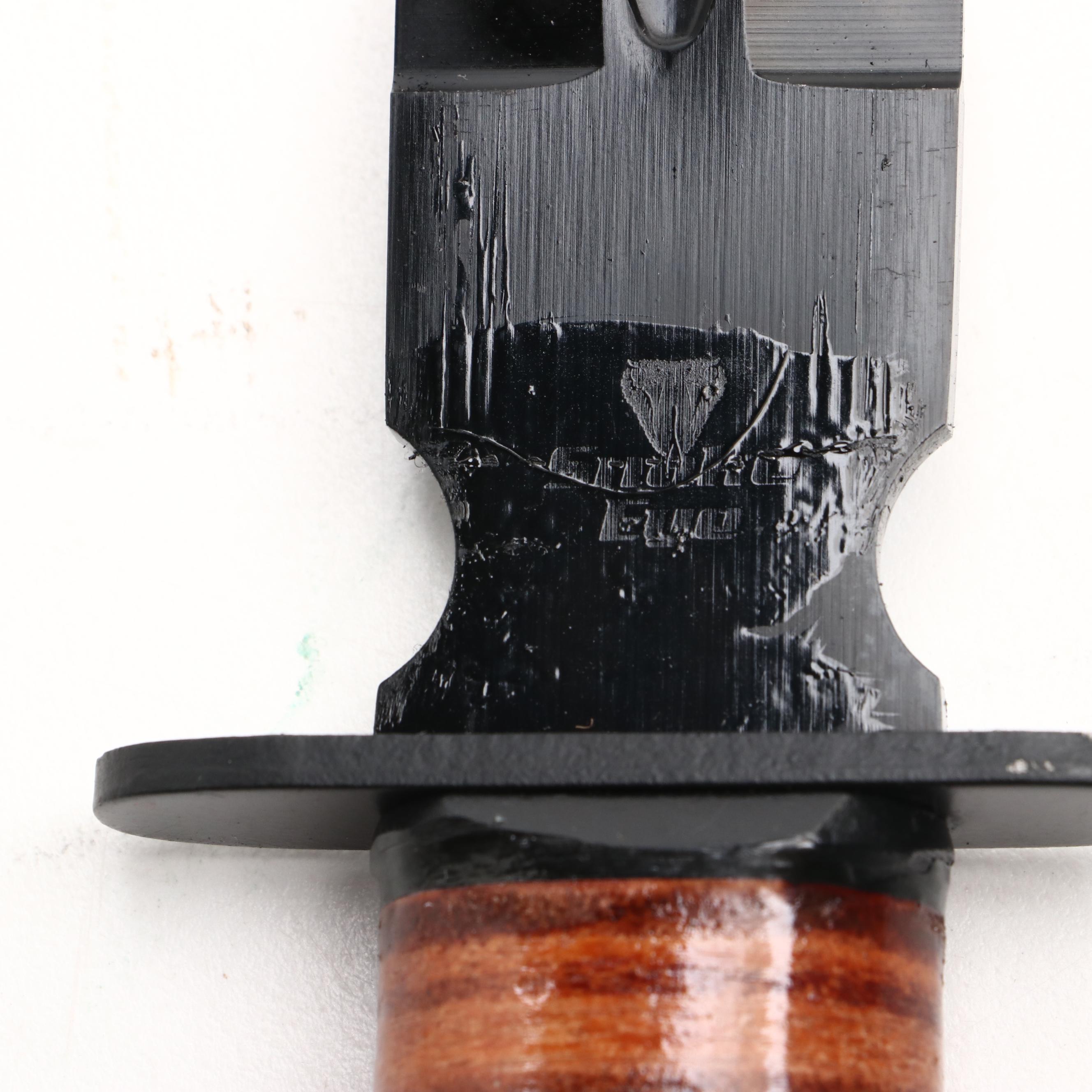 Snake Eye Stacked Leather Handled Combat Marine Fighter Sword with Scabbard