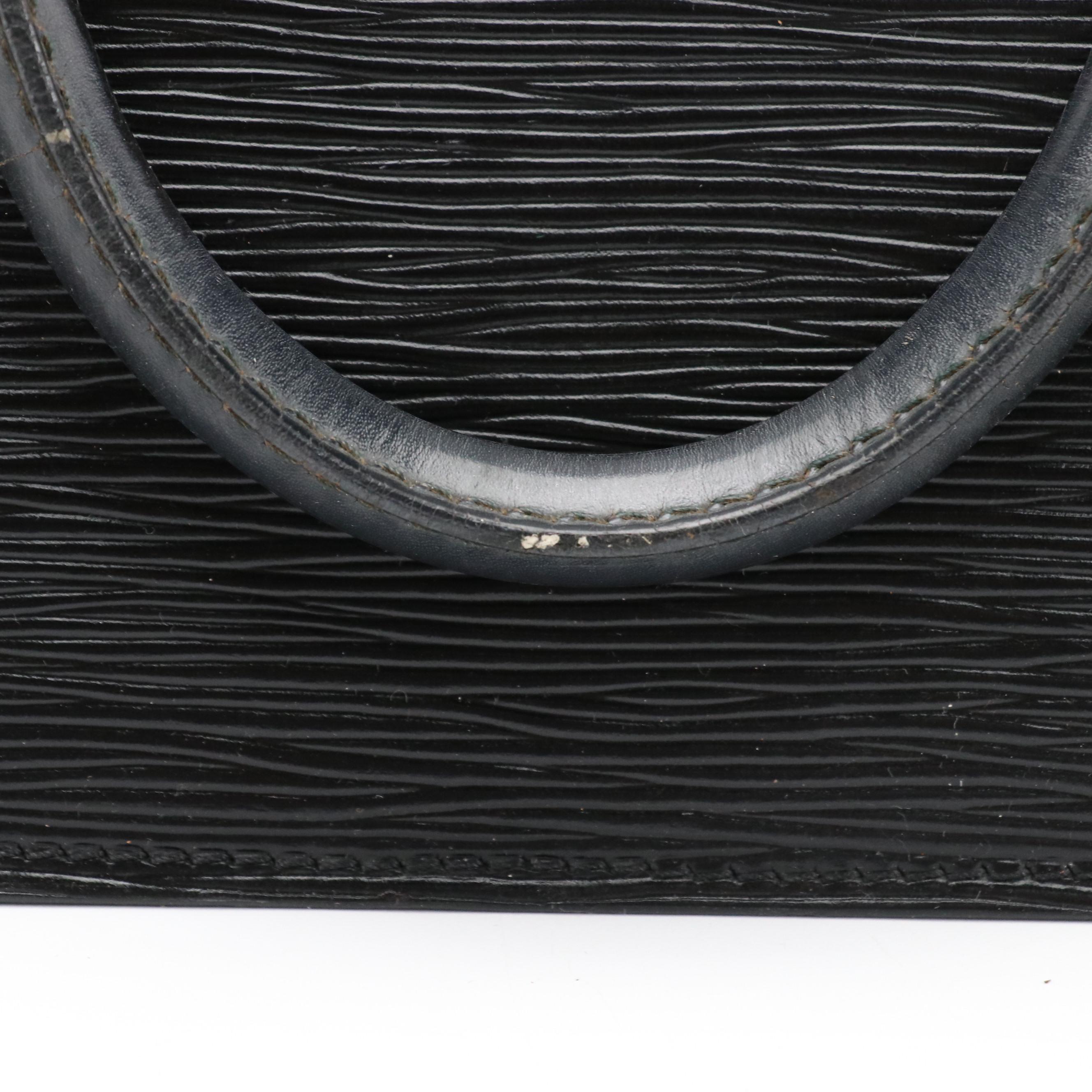 Louis Vuitton Sac Triangle Handbag in Black Epi Leather