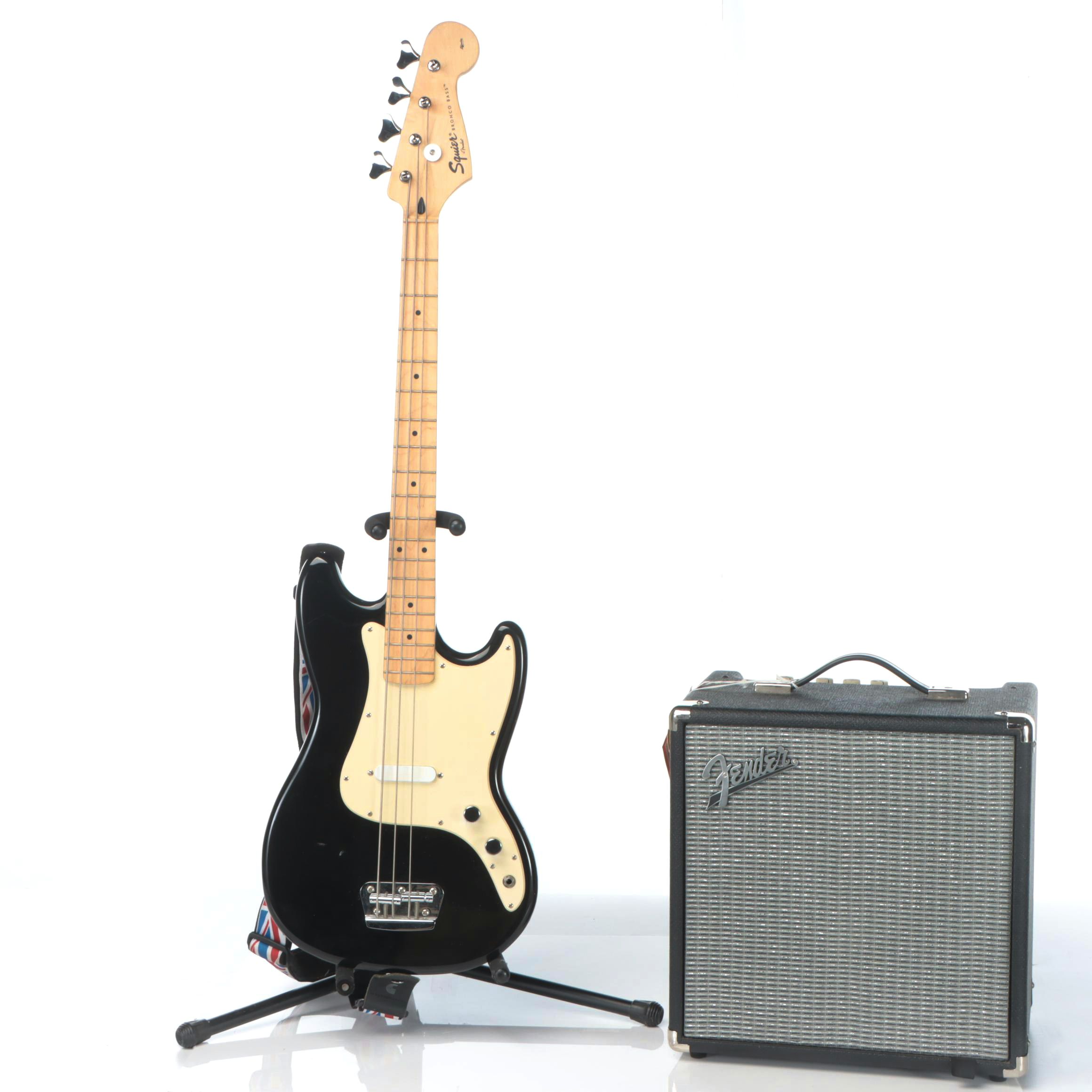 Squier Short Scale Bronco Bass with Fender Rumble 25 Amp and More