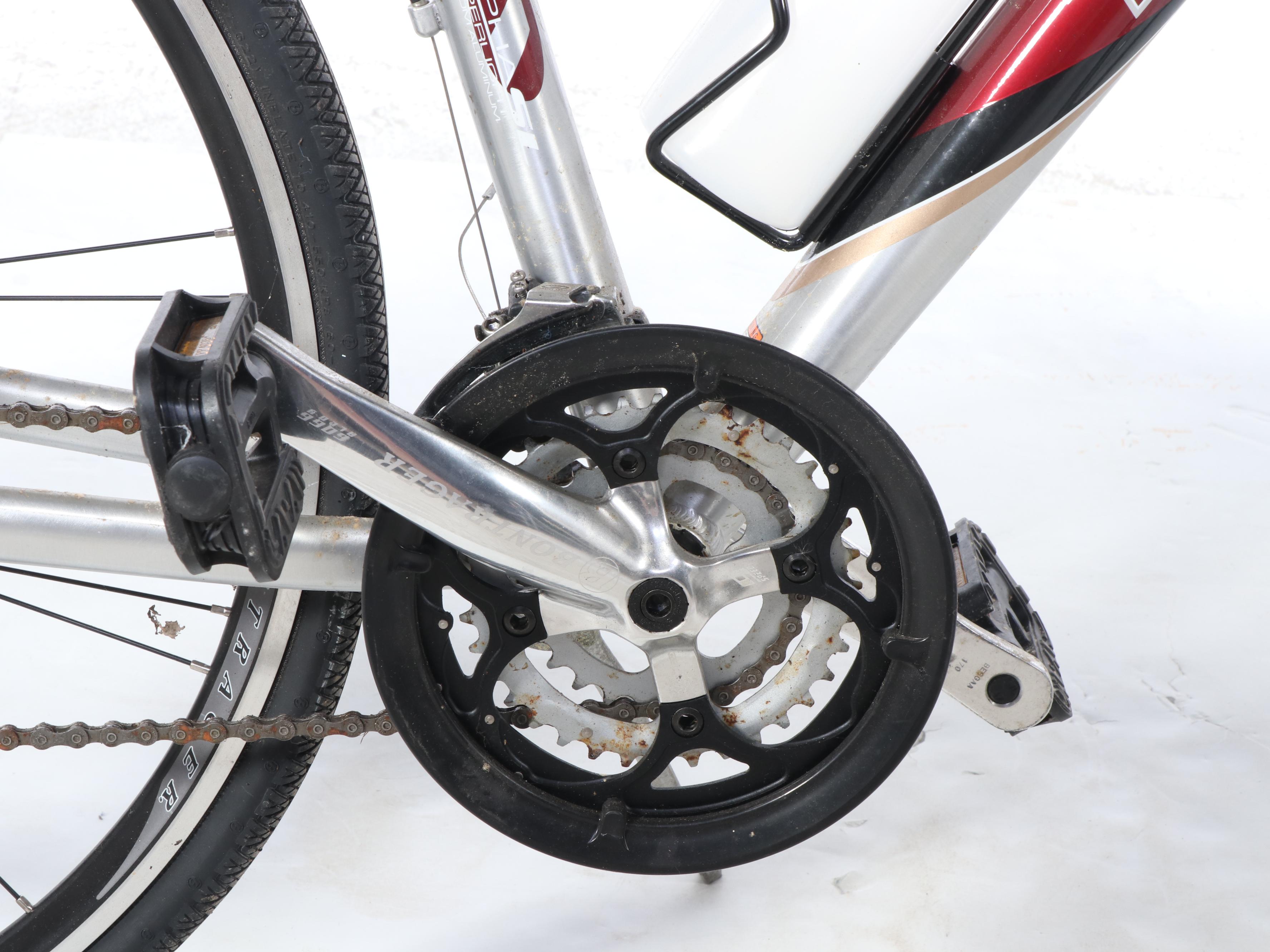 Trek 7500 Multitrack Hybrid Bicycle