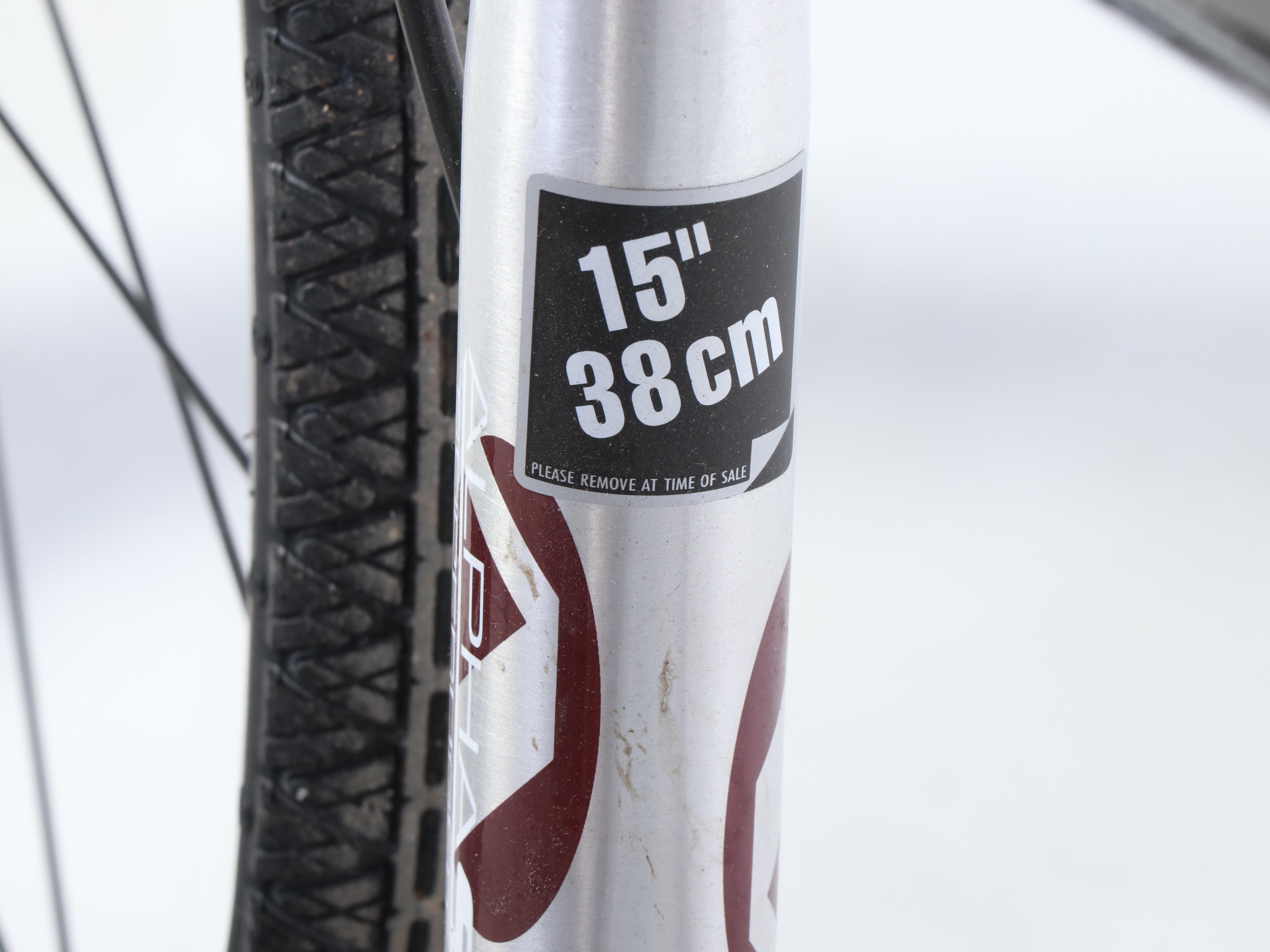 Trek 7500 Multitrack Hybrid Bicycle