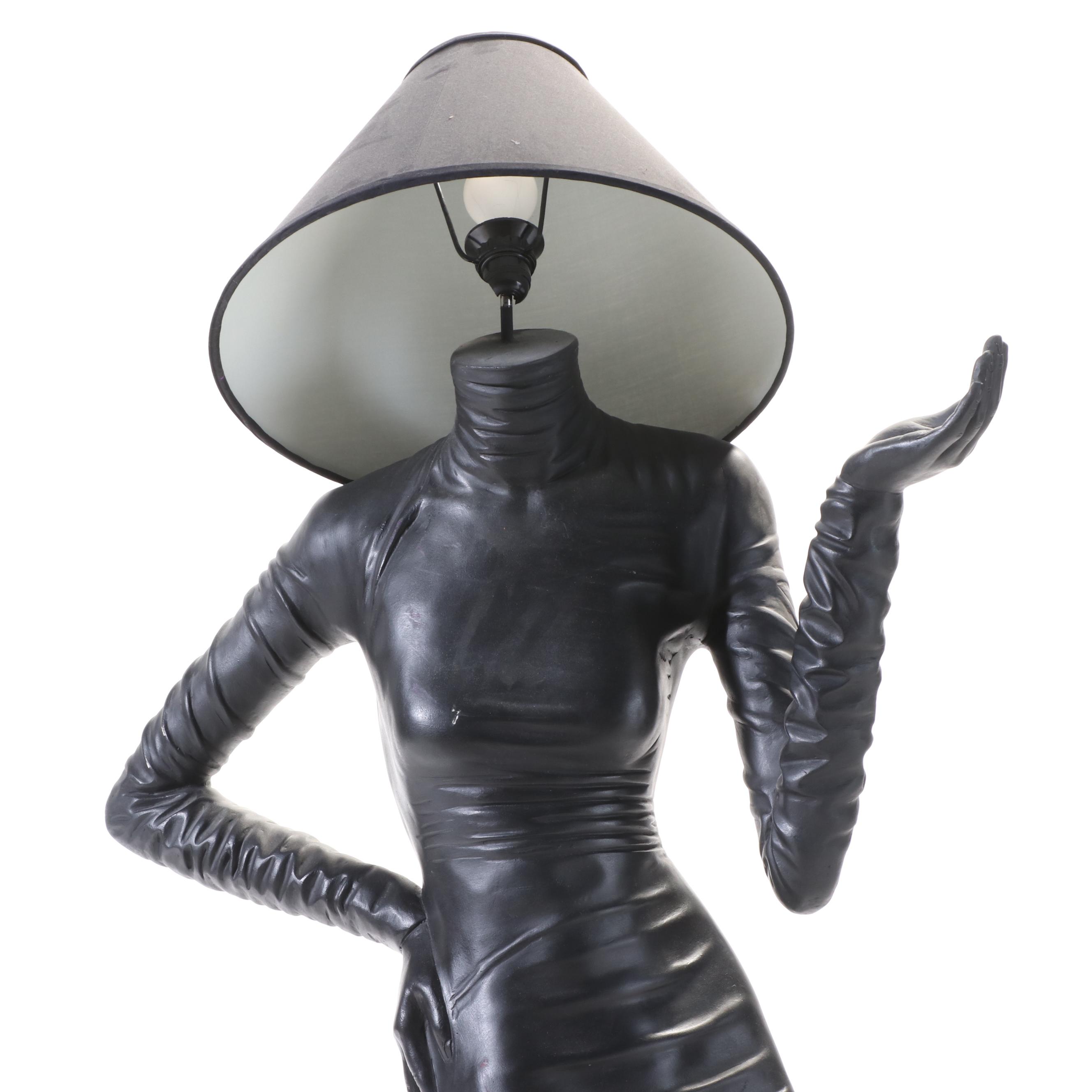 Design Toscano Mademoiselle Haute Couture Floor Standing Lamp