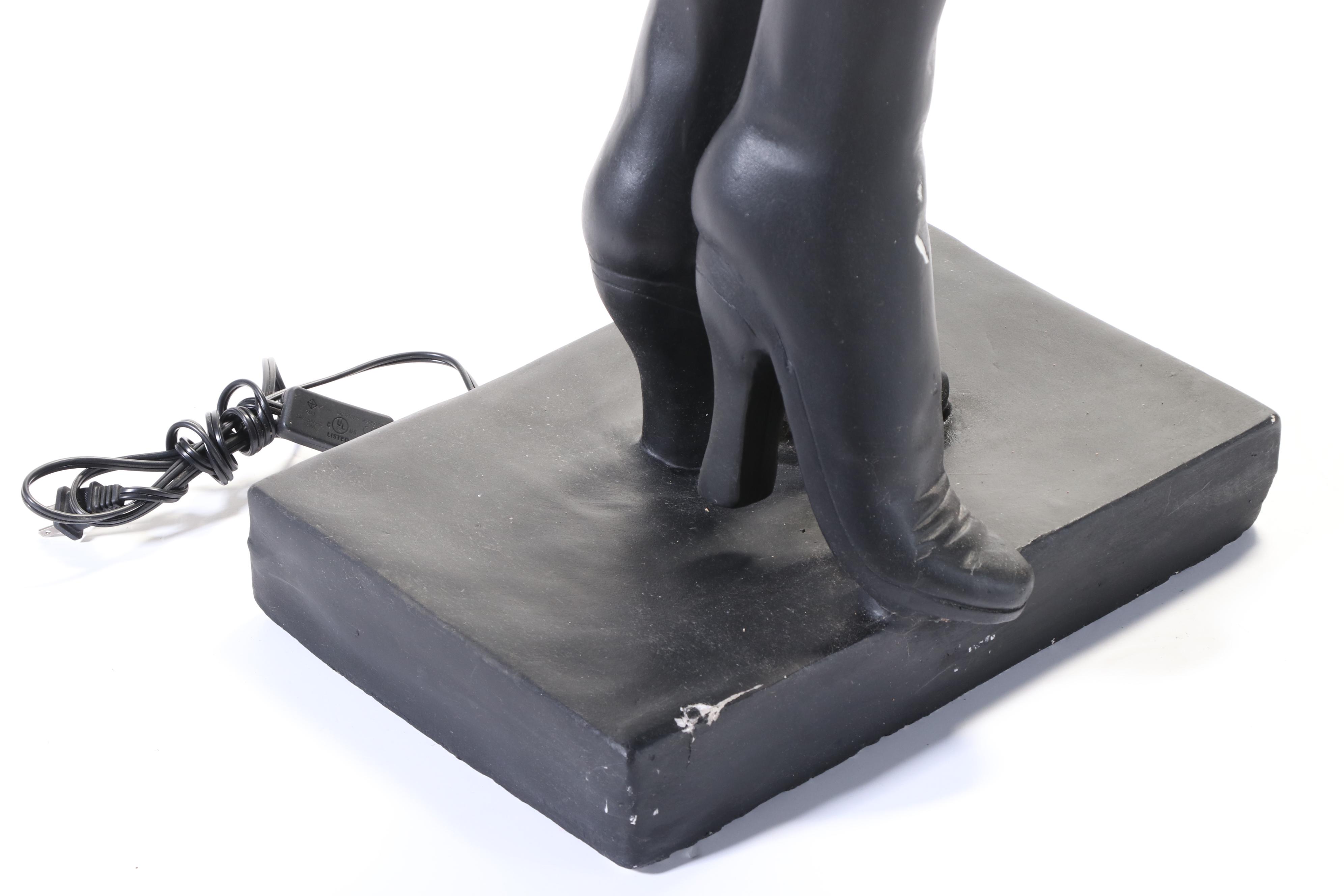 Design Toscano Mademoiselle Haute Couture Floor Standing Lamp