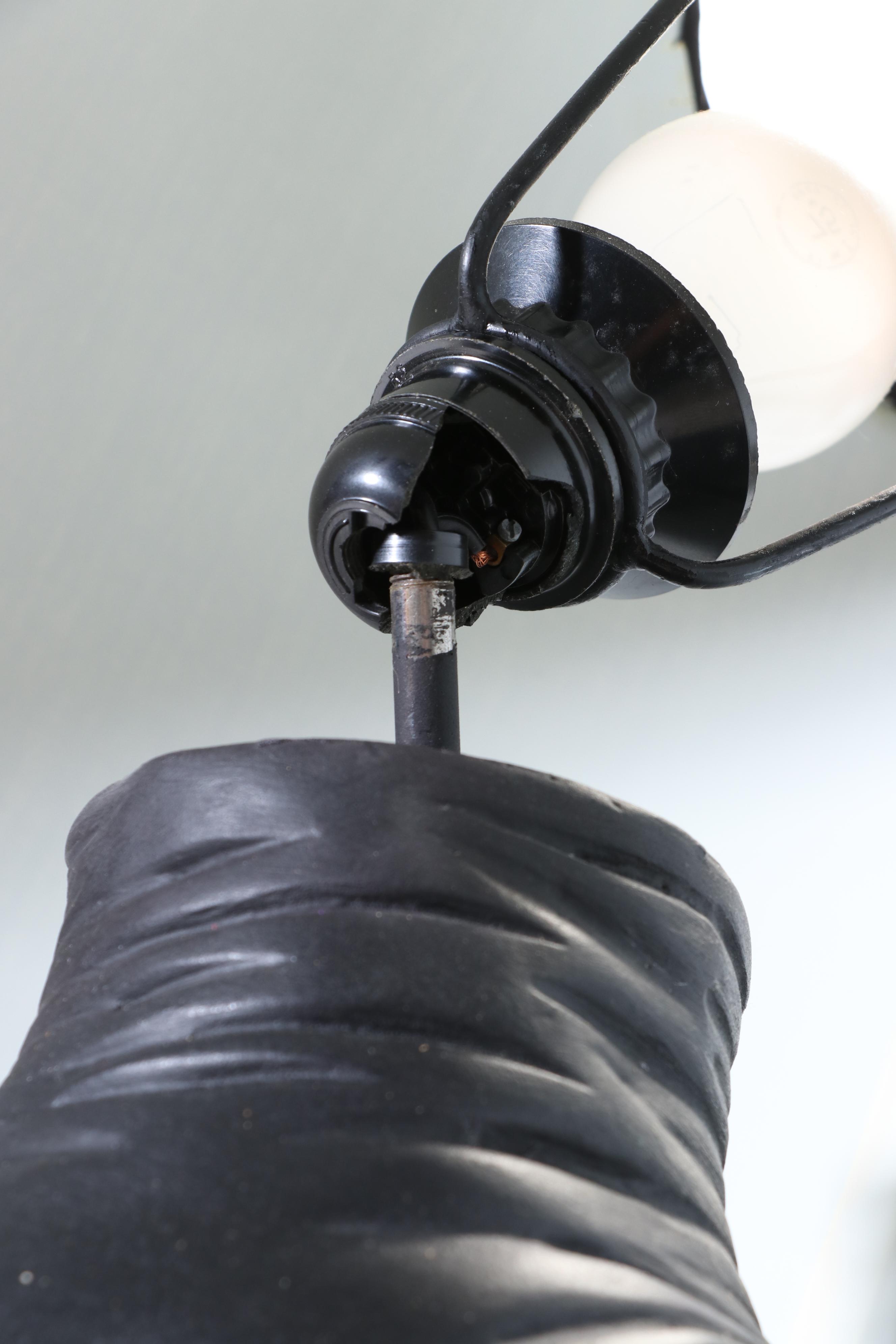 Design Toscano Mademoiselle Haute Couture Floor Standing Lamp