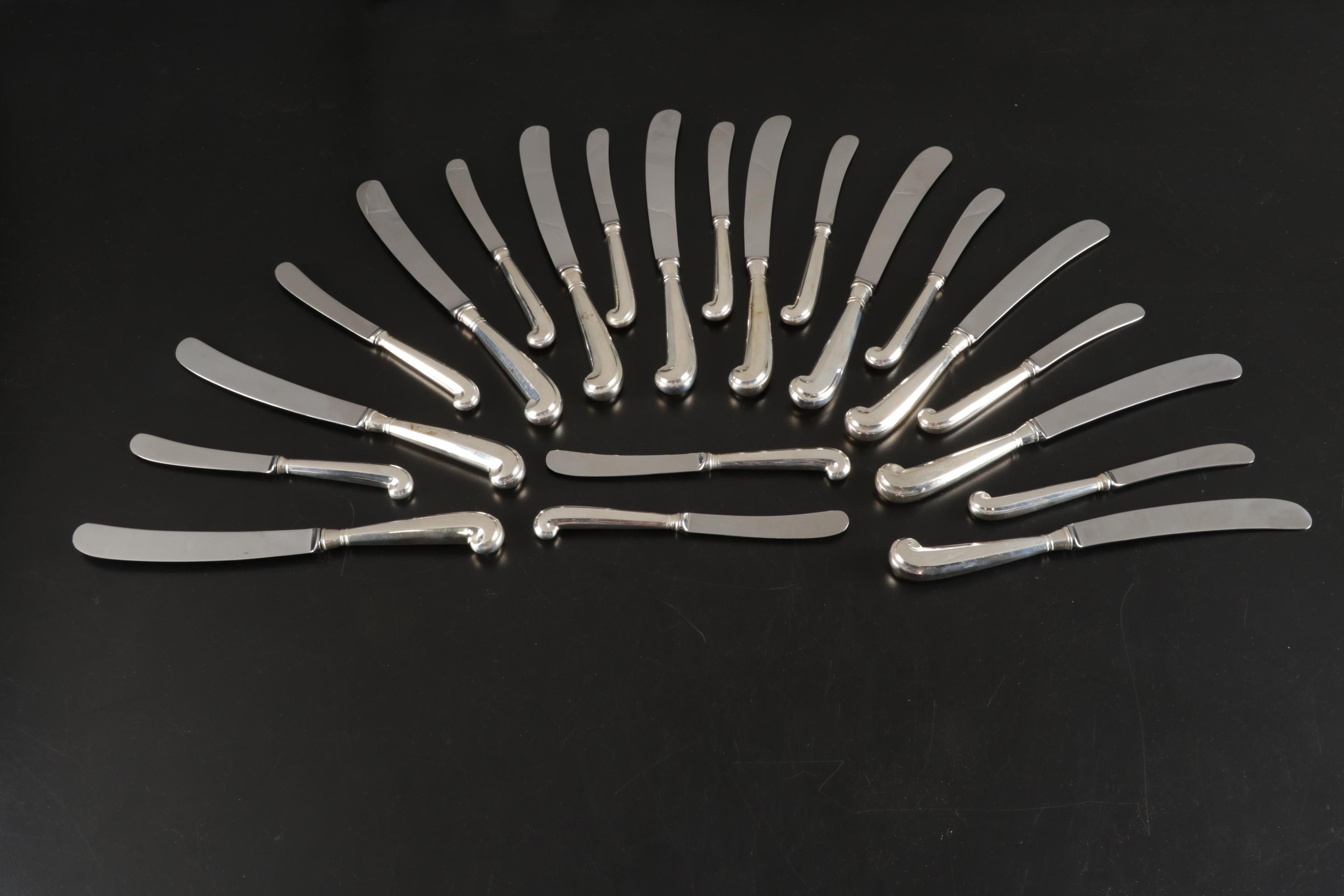 Kirk Stieff Sterling "Williamsburg Queen Anne" Colonial Restoration Flatware