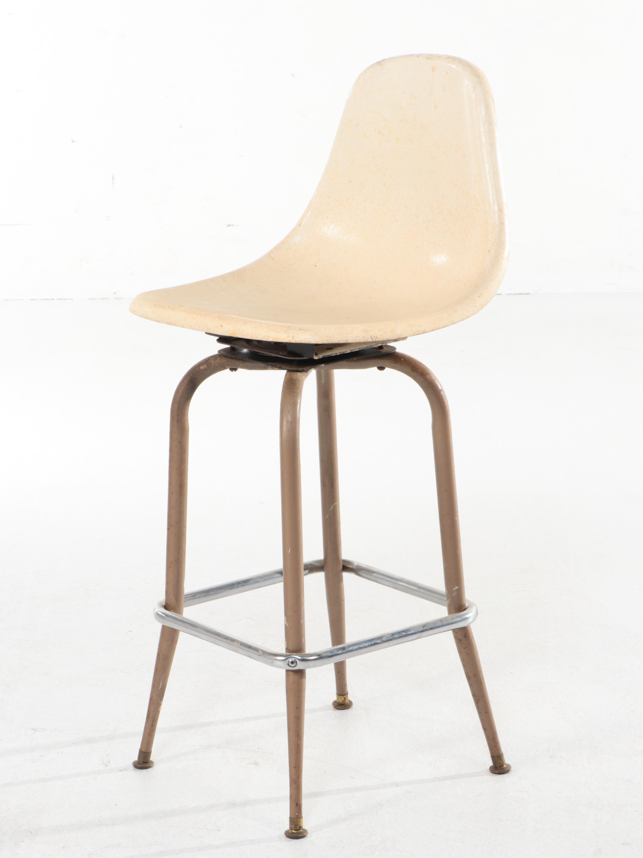 Pair of Mid Century Modern Steel and Fiberglass Shell Swivel Counter Stools