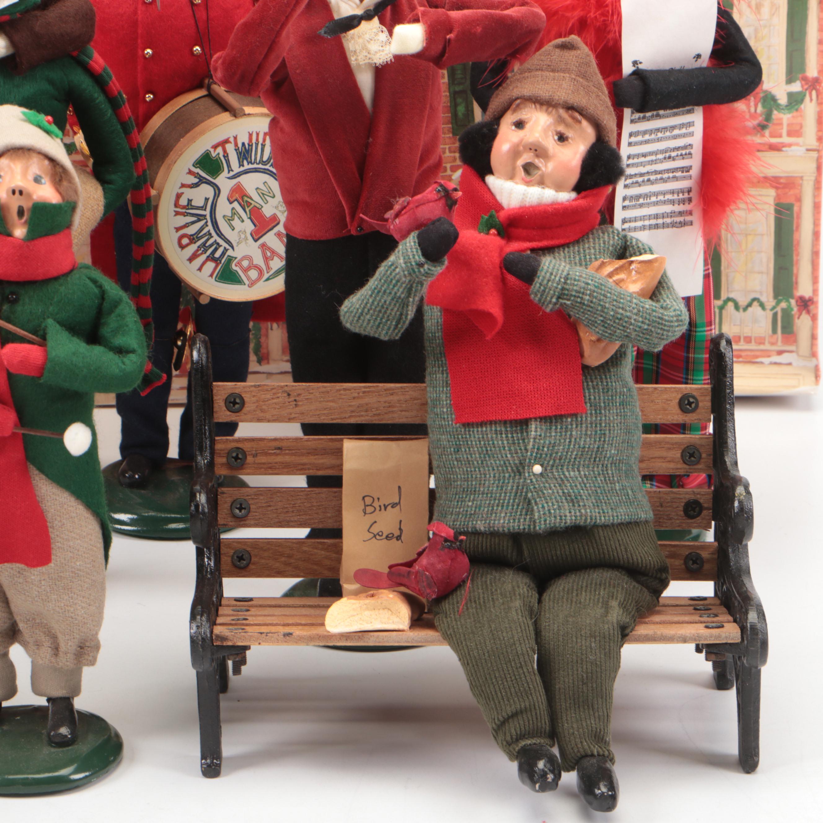 Byers' Choice "The Carolers" Figurines