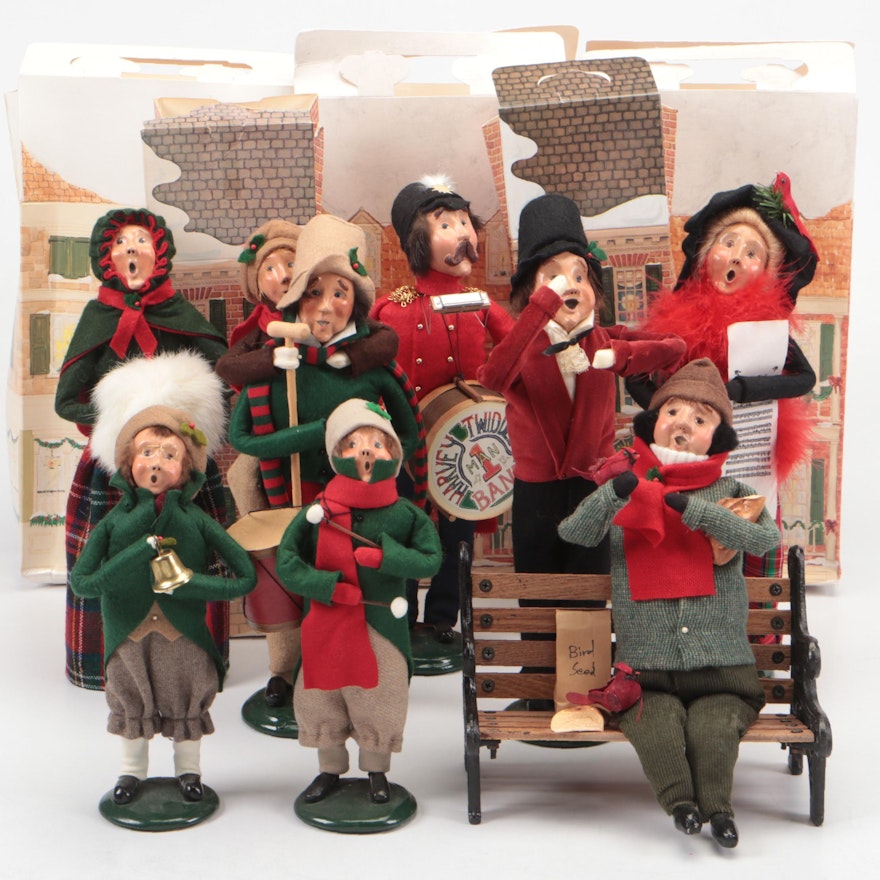 Byers' Choice "The Carolers" Figurines