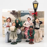 Byers' Choice "Carolers" Figurines and Lamppost