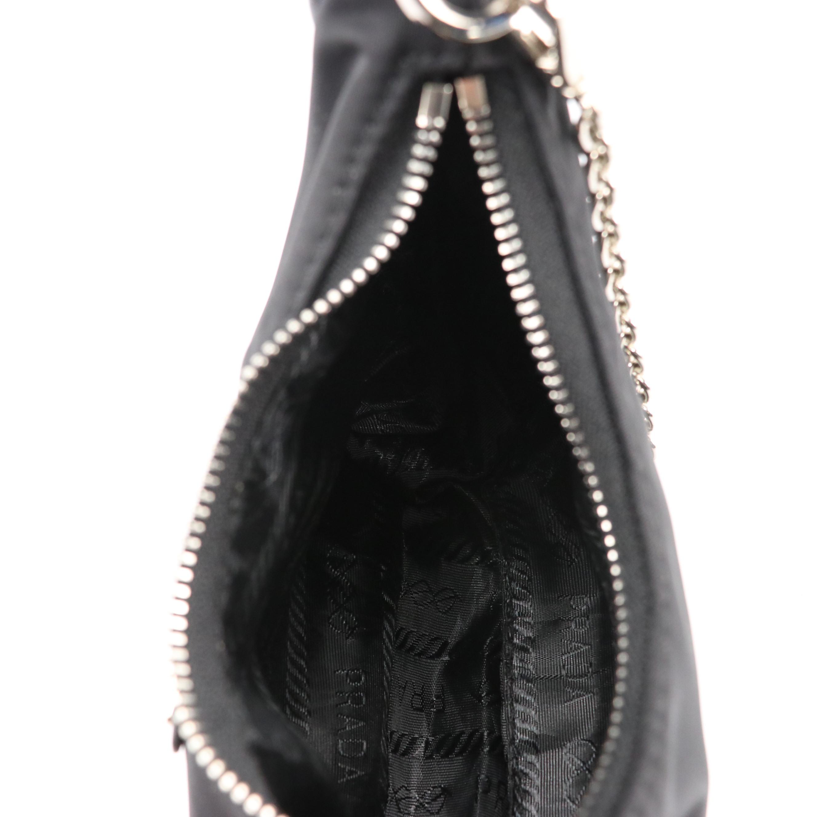 Prada Re-Edition 2005 Shoulder Bag in Re-Nylon with Saffiano Leather Trim