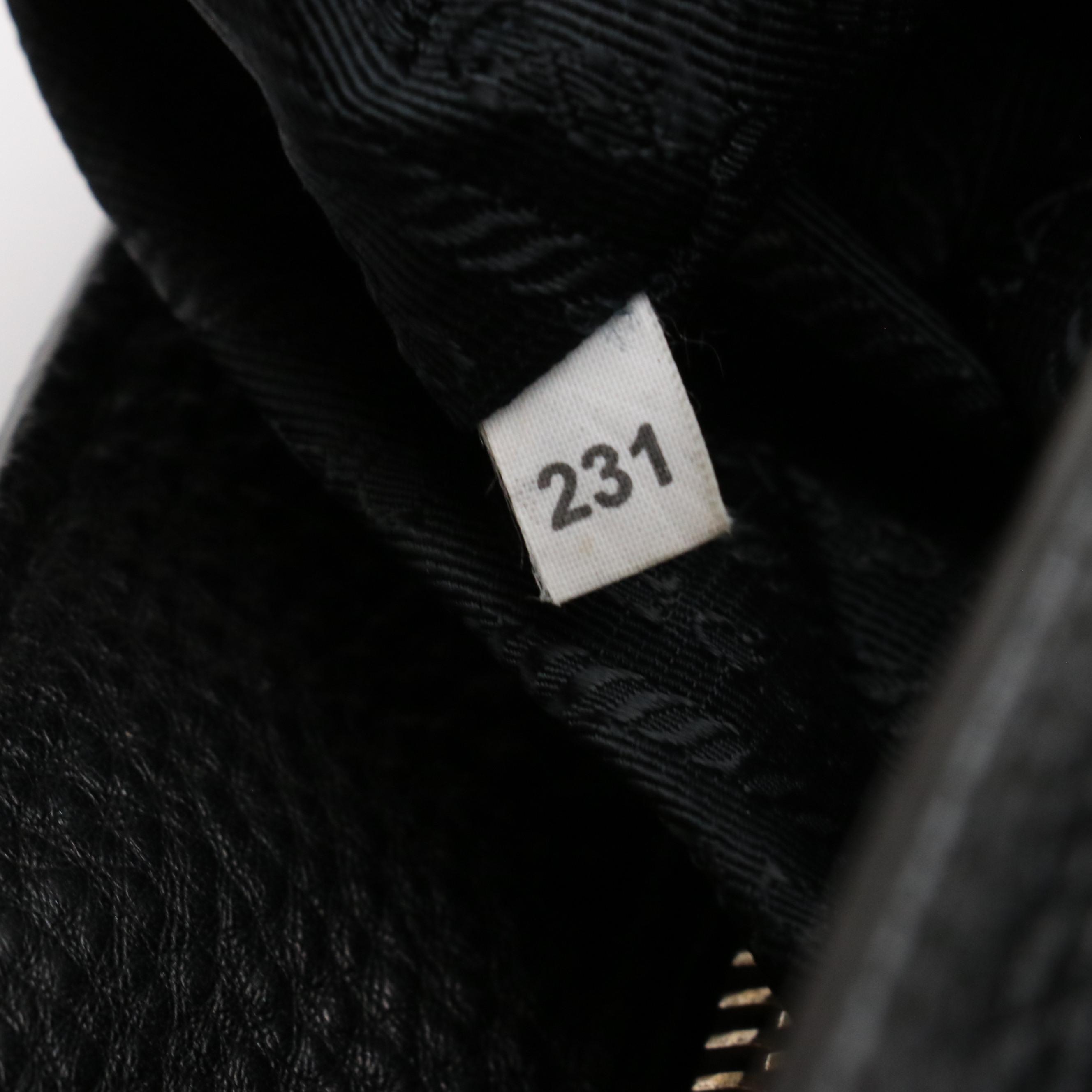 Prada Tote Bag BN2579 in Nero Vitello Daino Leather