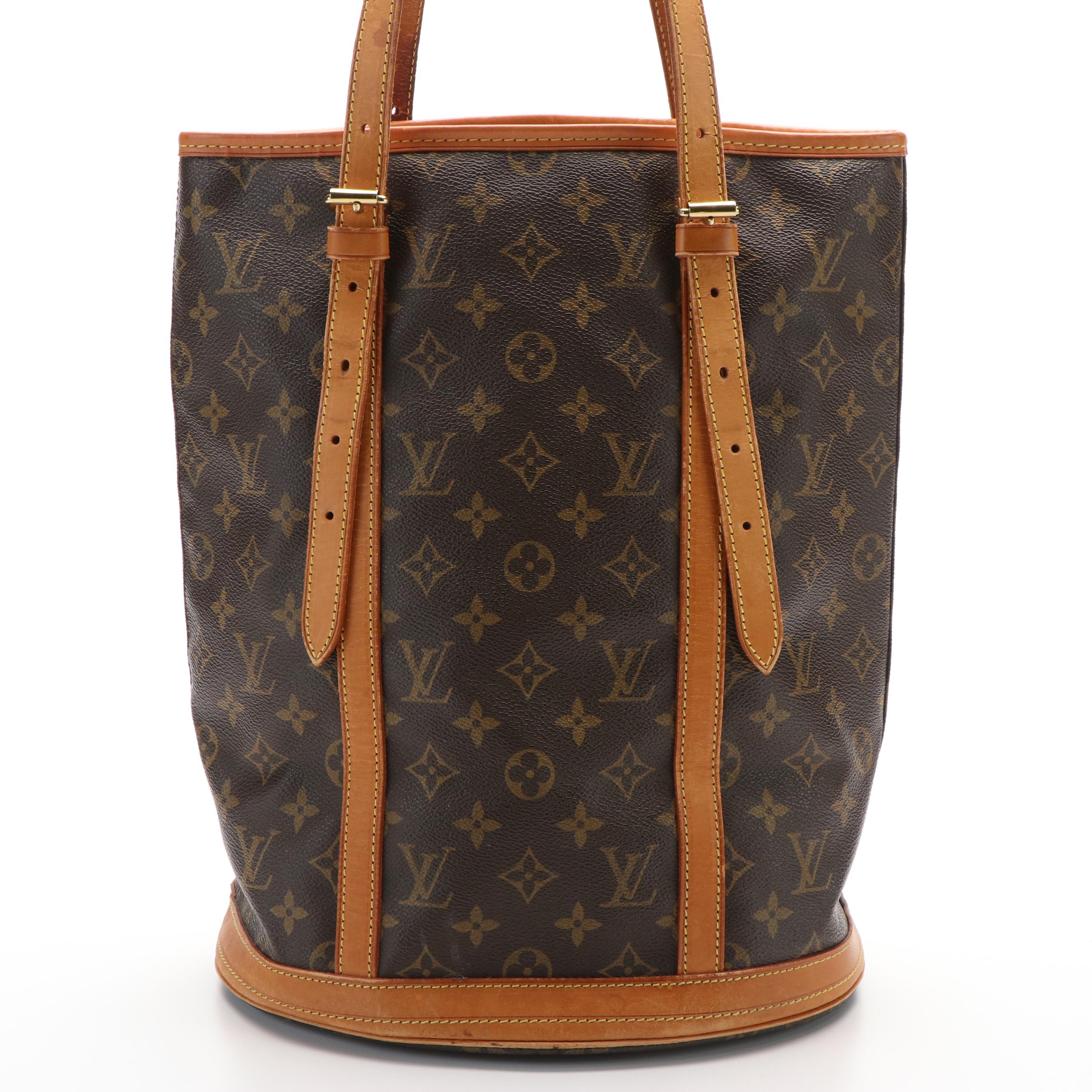 Louis Vuitton Bucket Tote GM in Brown Monogram Canvas