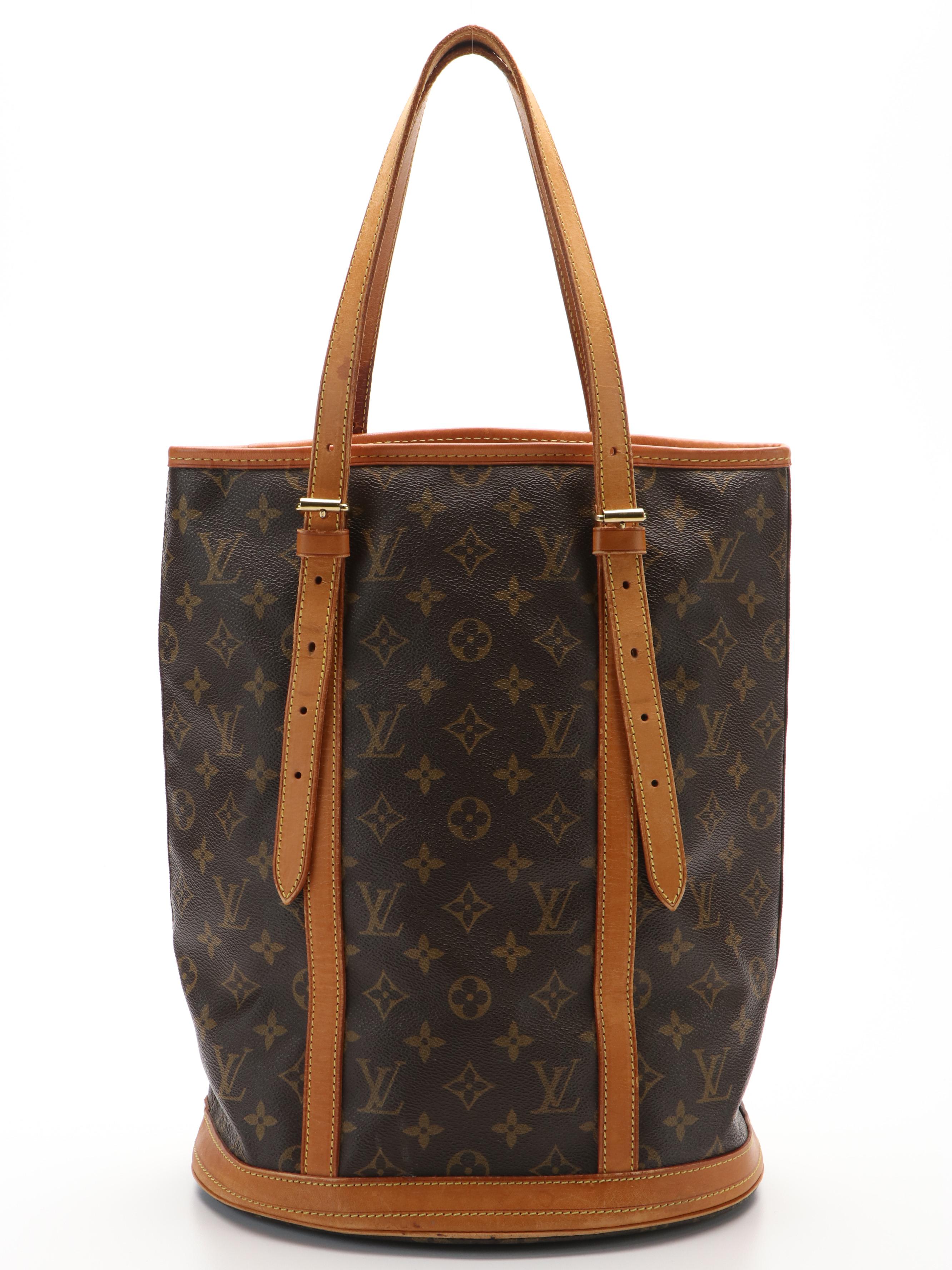 Louis Vuitton Bucket Tote GM in Brown Monogram Canvas