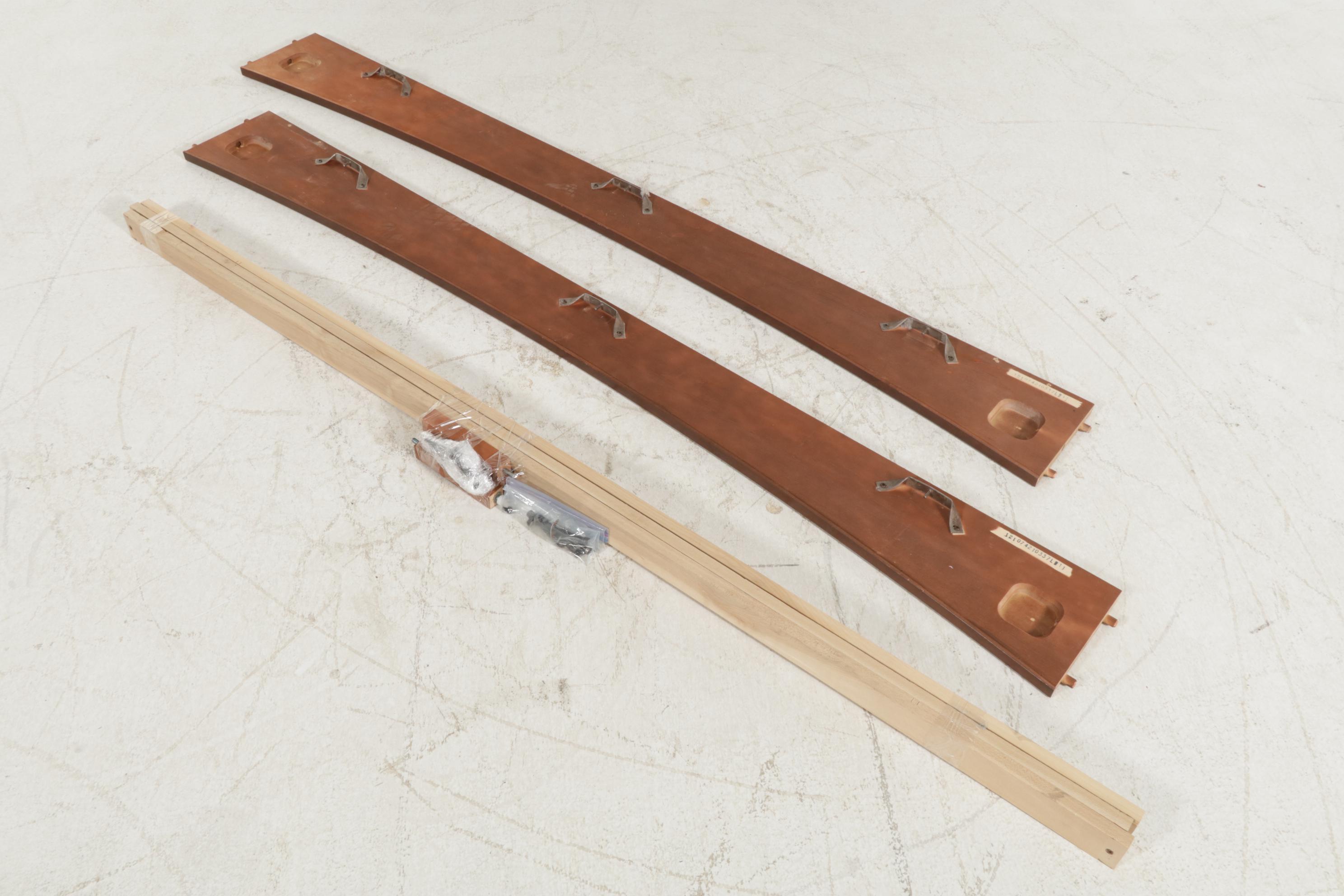 HPL Shermag Louis Philippe Style Cherry-Stained King Size Sleigh Bed