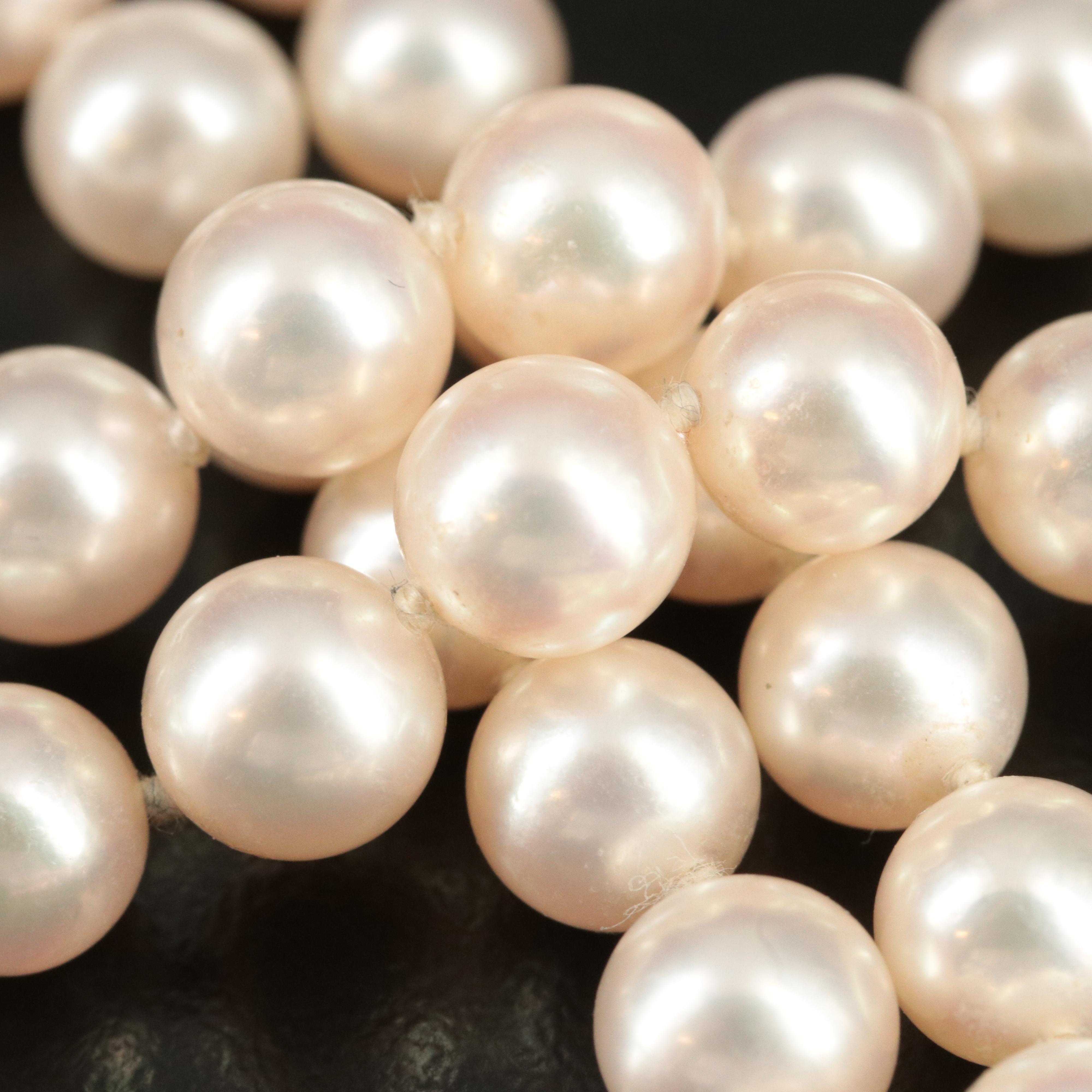 Tiffany & Co. Pearl Necklace with 18K Clasp