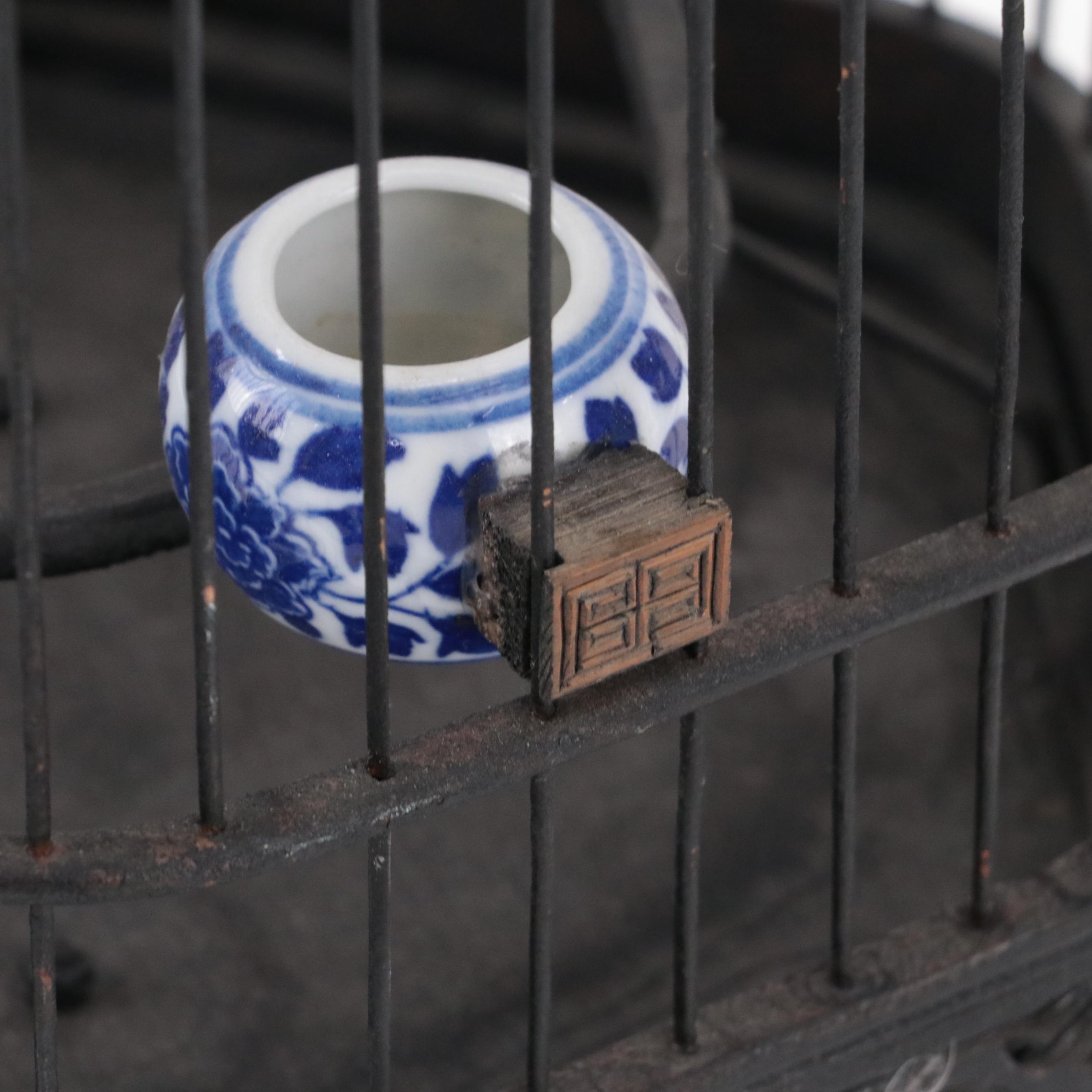Painted Wood Pagoda Birdcage with Metal Bird Cage