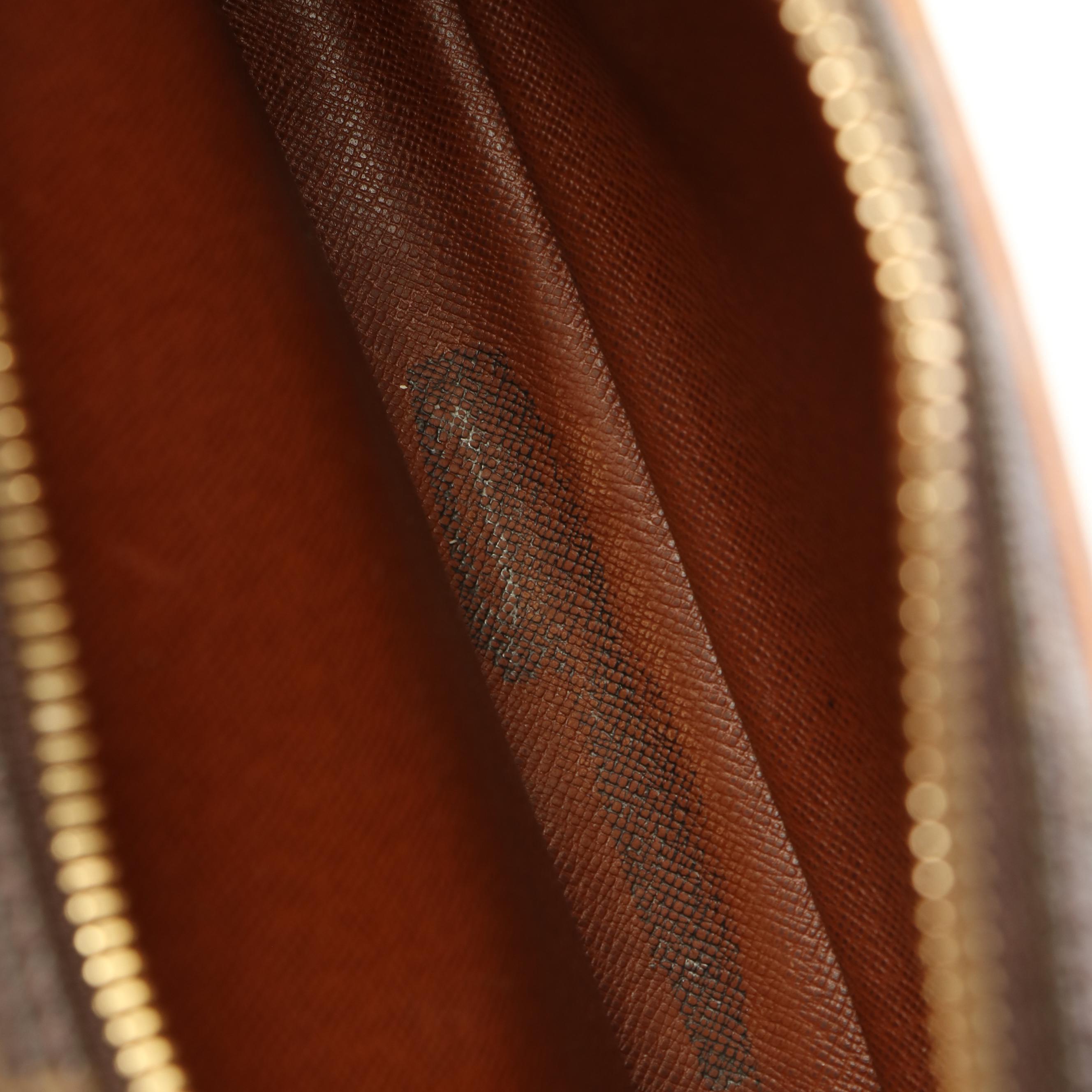 Louis Vuitton Nile Crossbody Messenger Bag in Monogram Coated Canvas