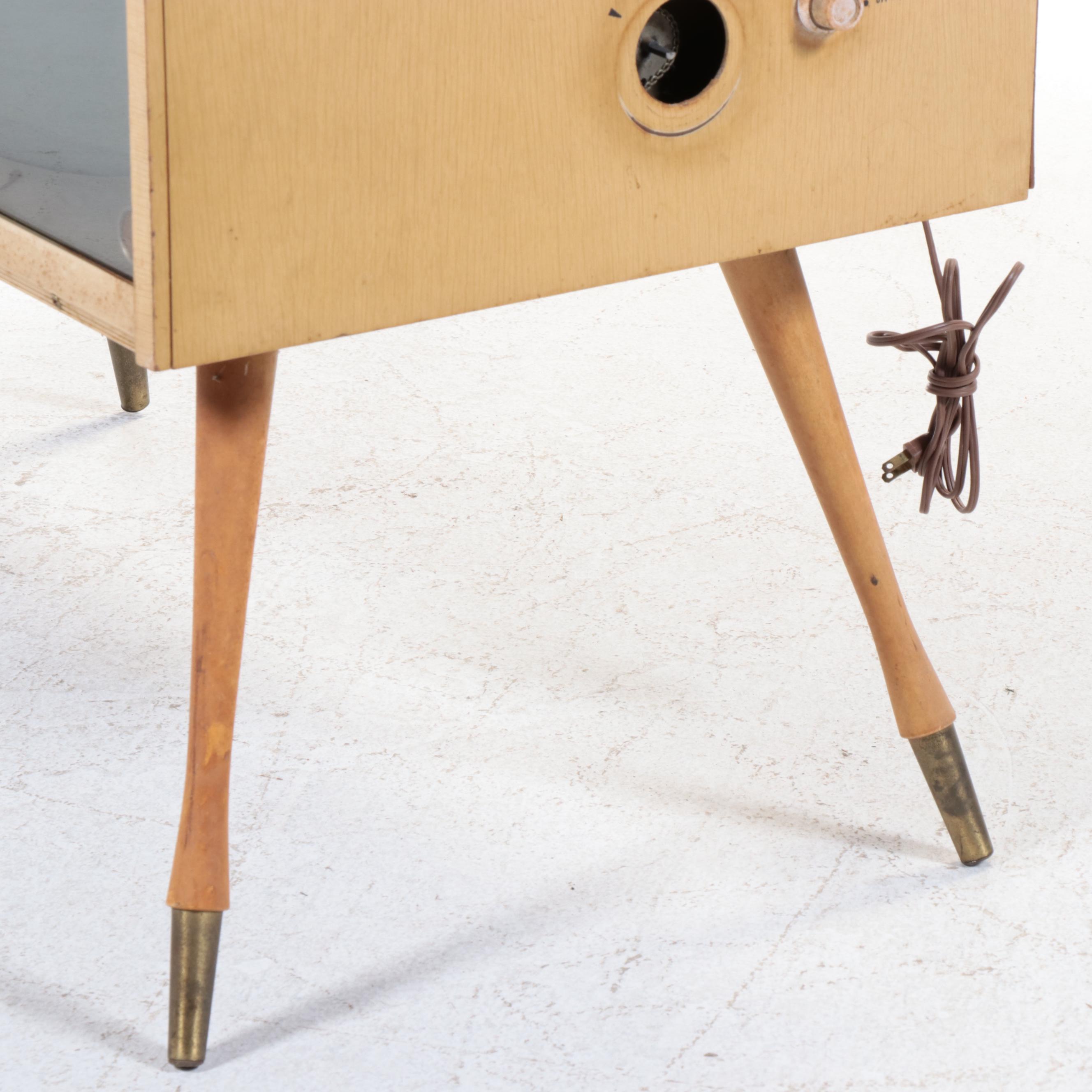 Mid Century Modern Crosley Custom Console Television With Turntable