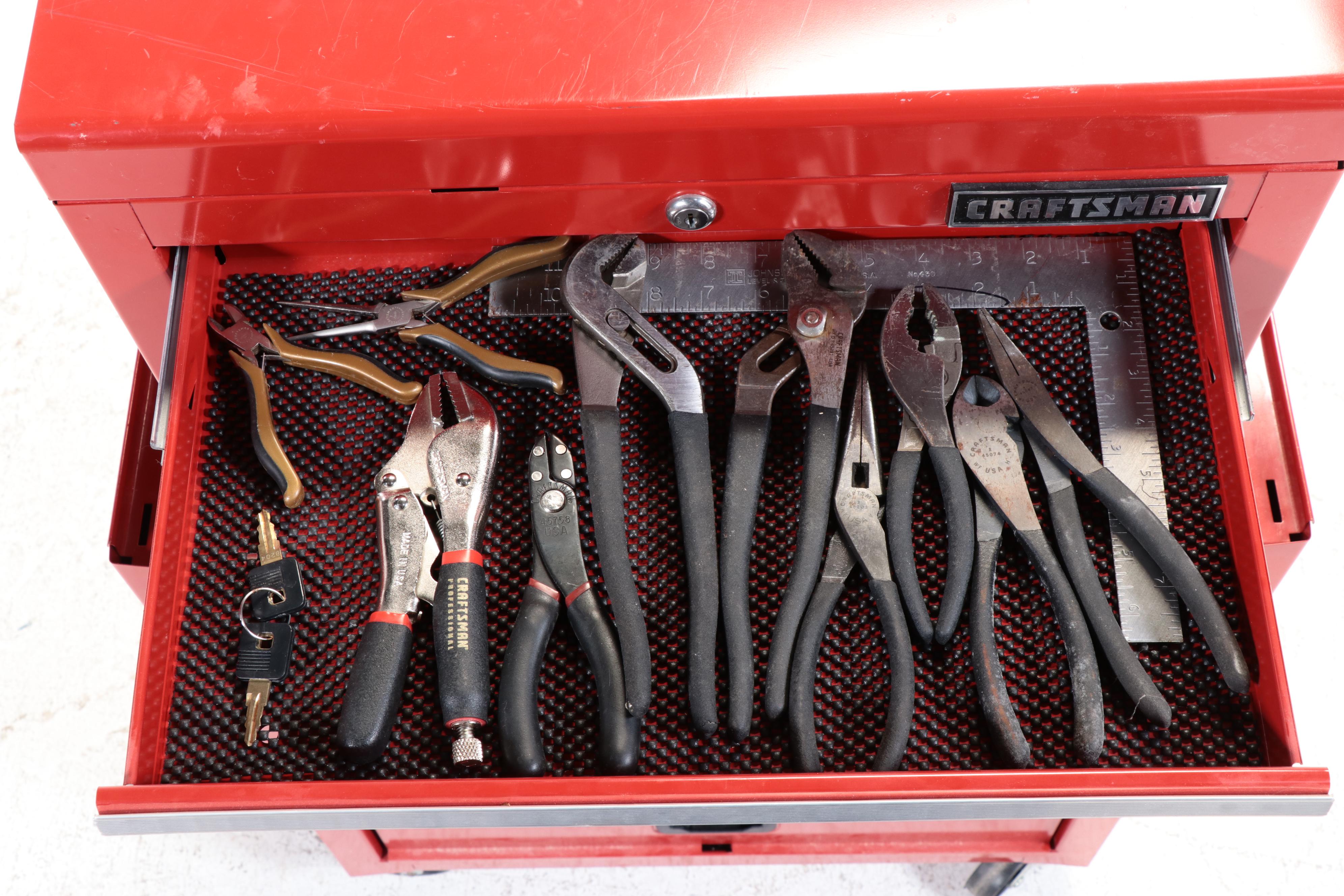 Craftsman Tool Chest on Wheels With Sander, Hand Tools, Sets
